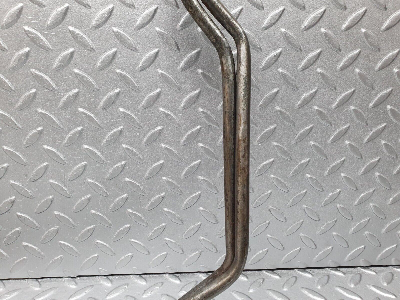 41194 Mercedes-Benz W126 300SE Oil Cooling Pipe Line