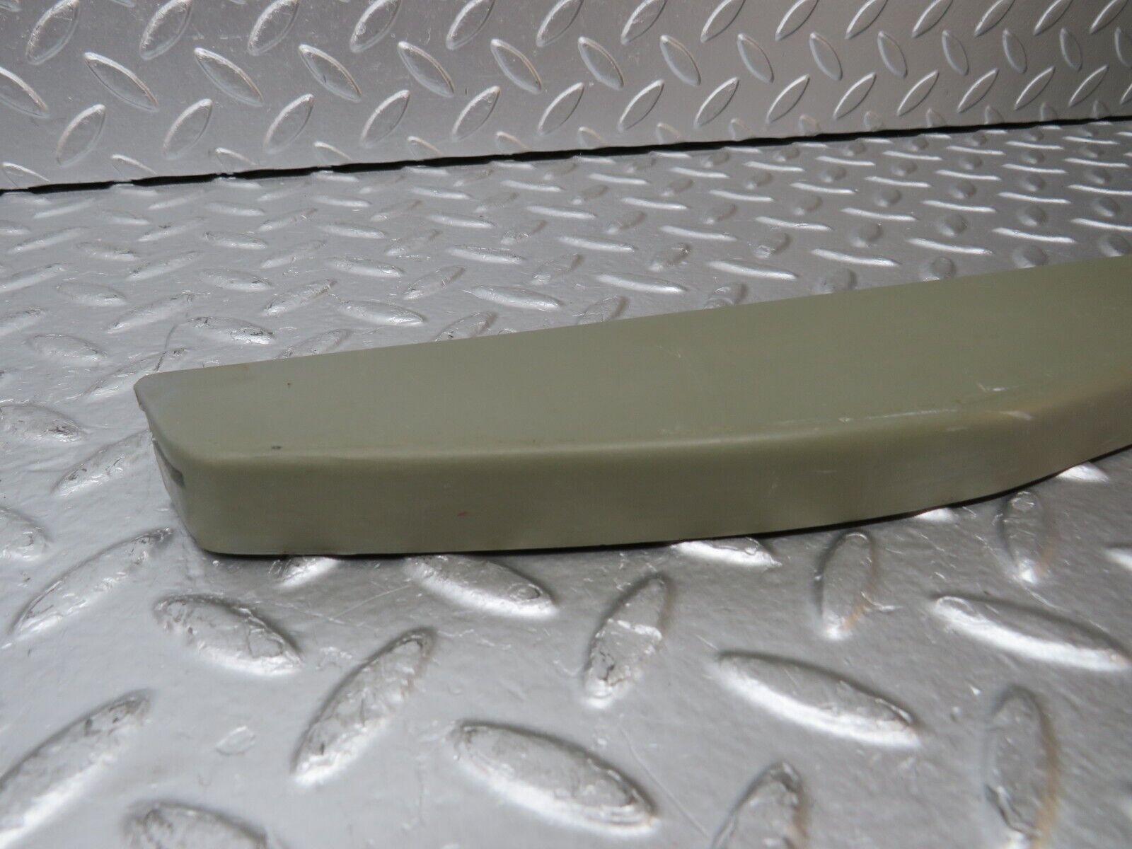 31267 Mercedes-Benz S124 220TE Wagon Rear Left Seat Hinge Cover 1246840537