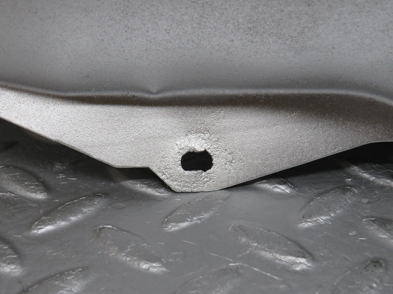 38975 Mercedes-Benz W201 190E 2.6L Exhaust Heat Shield