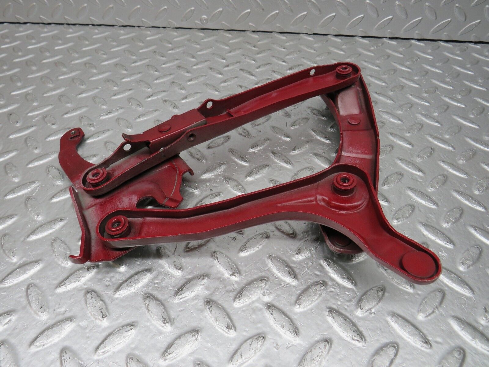 33417 Mercedes-Benz W202 C180 Bonnet Hinge Left Side 2028800128