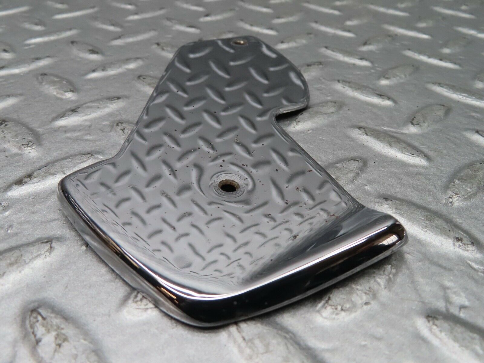 20259 Mercedes-Benz W114 280CE Coupe Left Door Chrome Cover