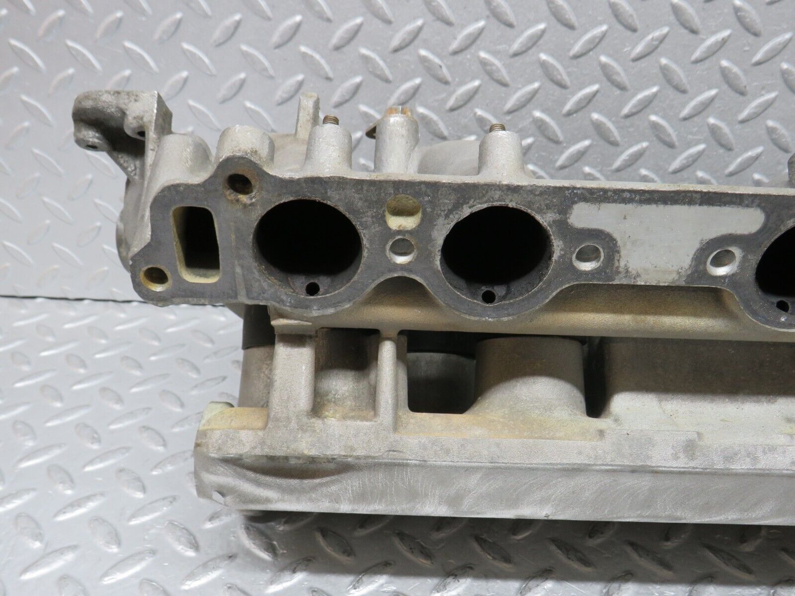 37671 Mercedes-Benz W109 300SEL Air Intake Manifold 1161411701 1161412201