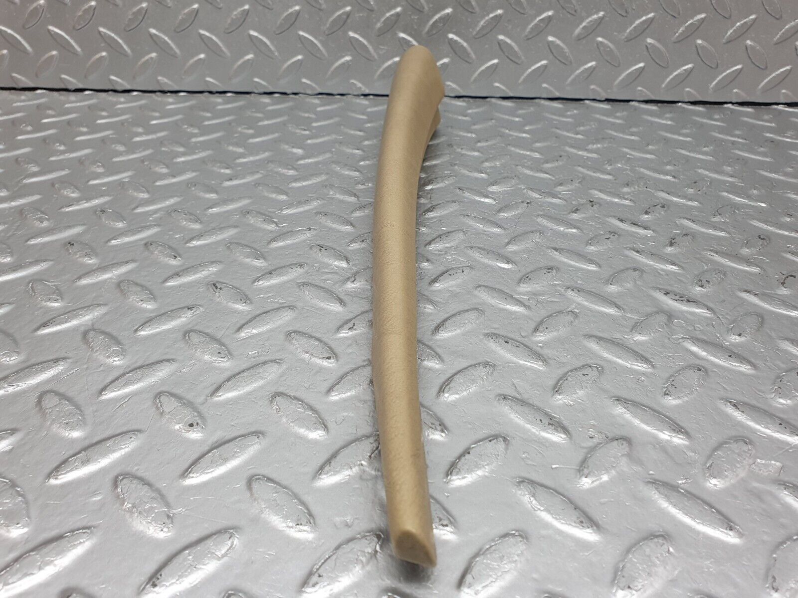 40932 Mercedes-Benz W126 300SE Front Left Door Interior Trim Beige