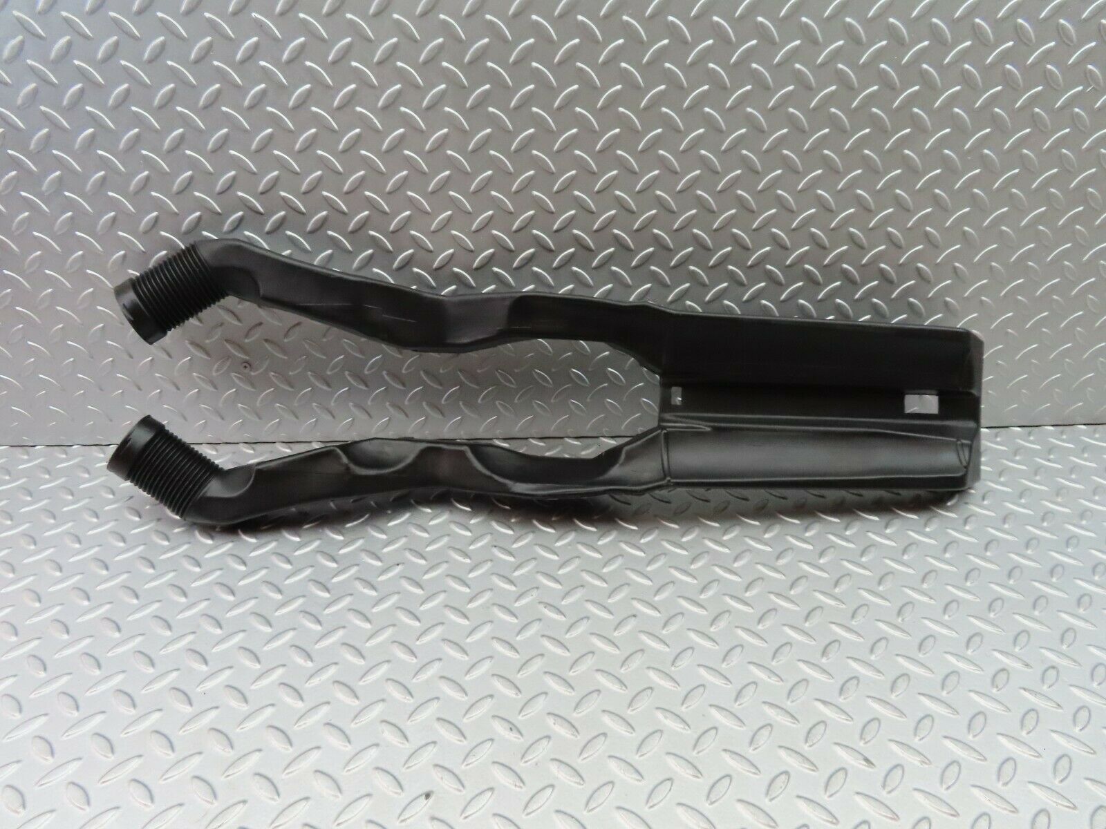 6133 Mercedes-Benz W126 380SE Air Duct Heating Pipe 1268310646