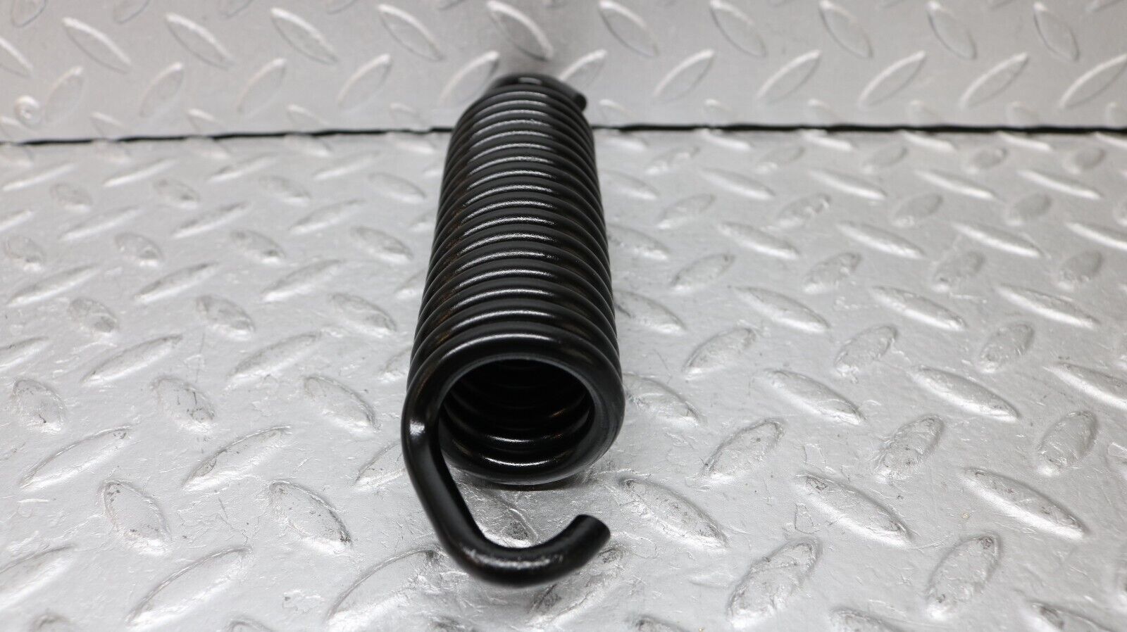 37225 Mercedes-Benz C126 420SEC Coupe Bonnet Hinge Spring