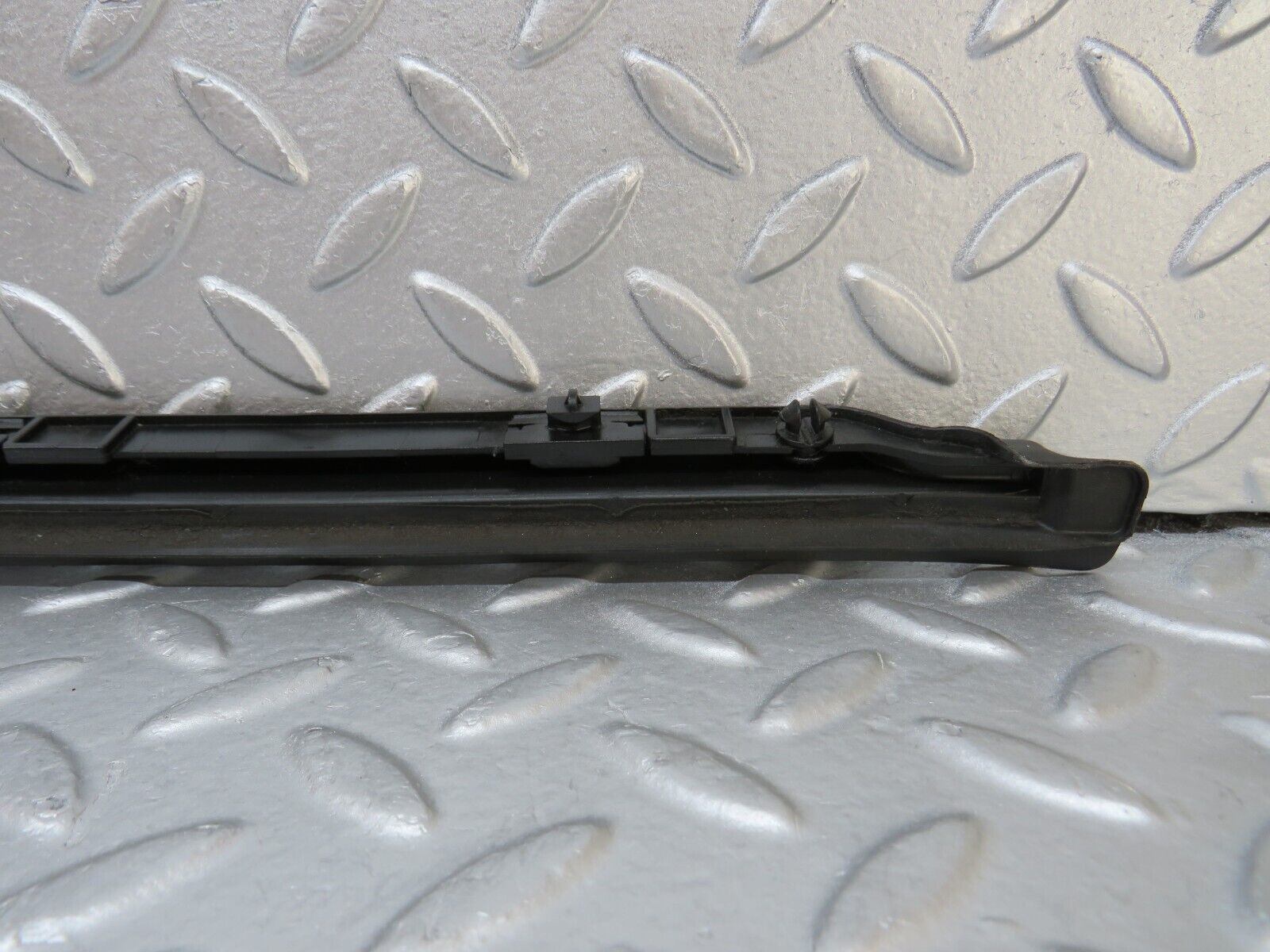 35259 Mercedes-Benz W221 Rear Left Door Lower Seal Trim 2216900362