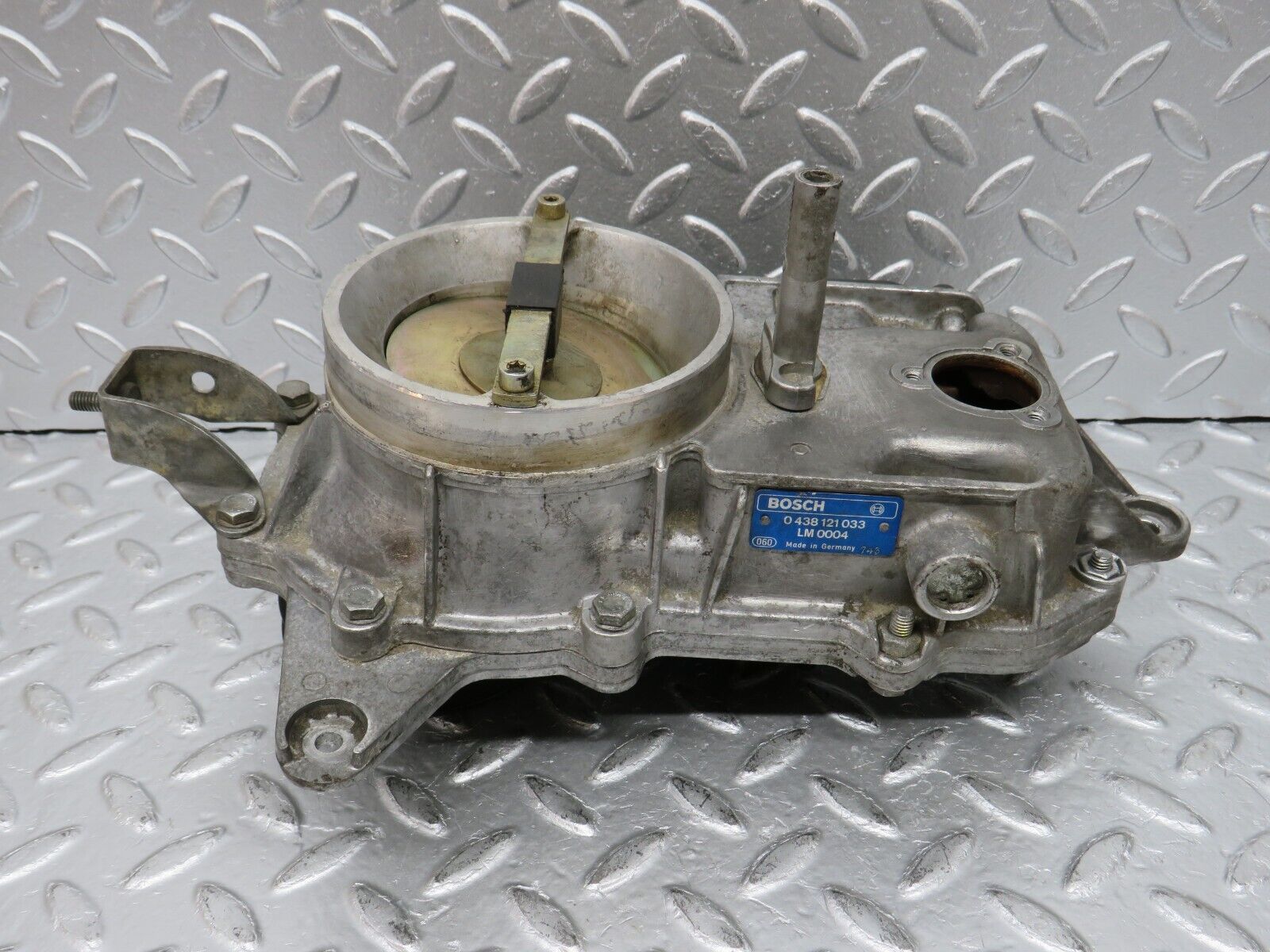 32642 Mercedes-Benz S124 300TE Air Flow Mass Meter Sensor Bosch 1031410090