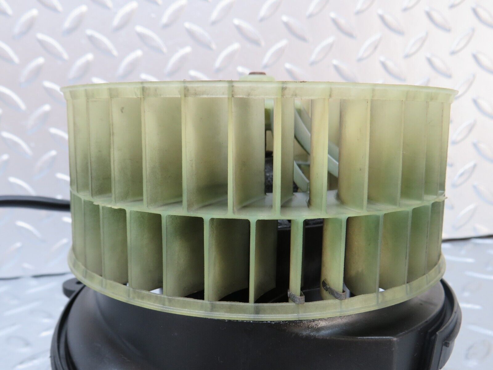 26005 Mercedes-Benz W124 280E Heater Blower Motor 0085450828