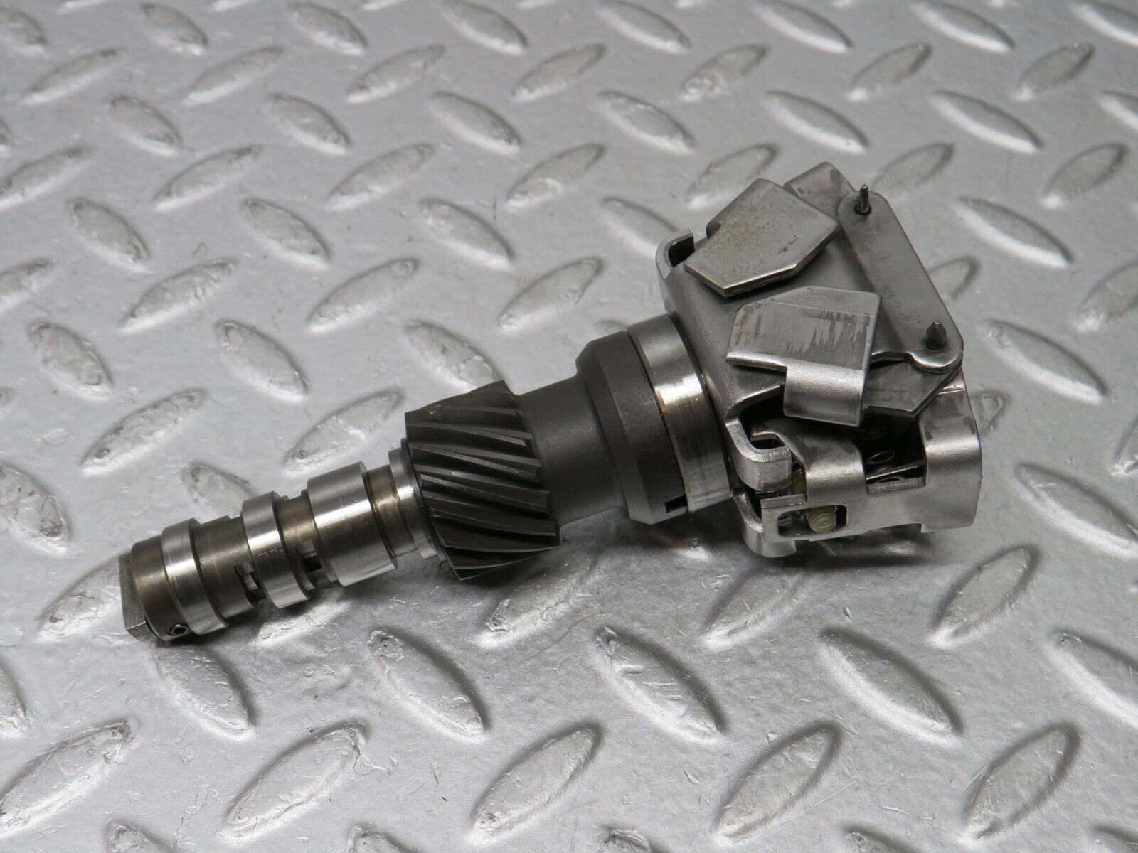 36385 Mercedes-Benz W126 420SE Automatic Gearbox Governor 722.355