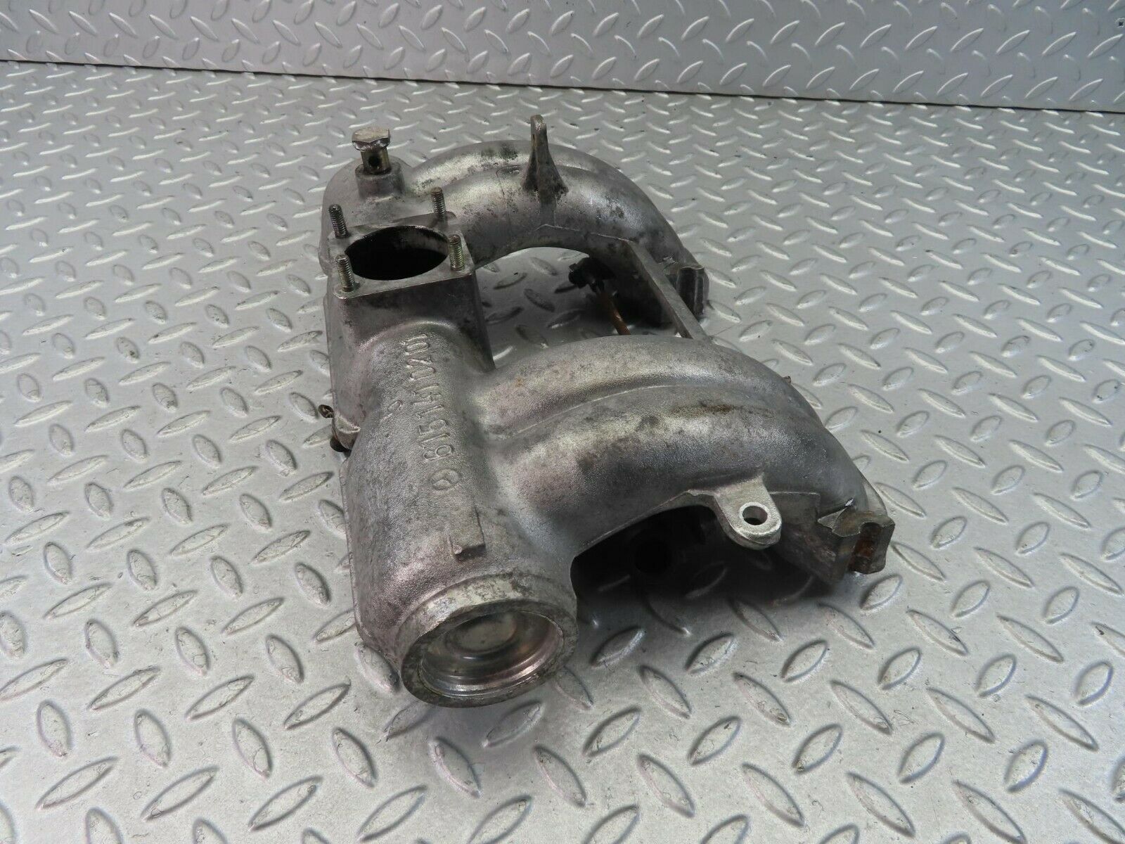 8680 Mercedes-Benz W115 Intake Manifold 6151410201