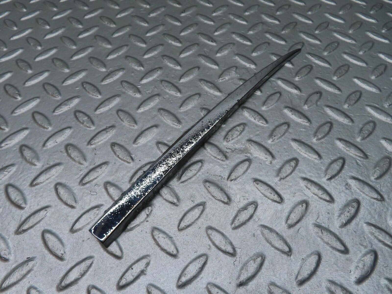 12924 Mercedes-Benz W111 220SE Rear Right Door Chrome Moulding Trim