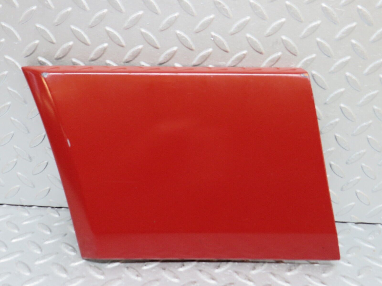 38693 Mercedes-Benz W201 190E 2.6L Front Left Fender Wing Moulding Trim 2016905340