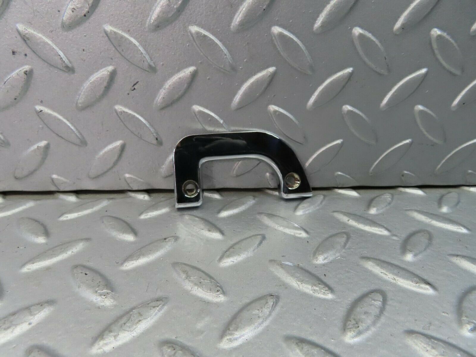 9057 Mercedes-Benz W115 Right Interior Chrome Door Latch Trim