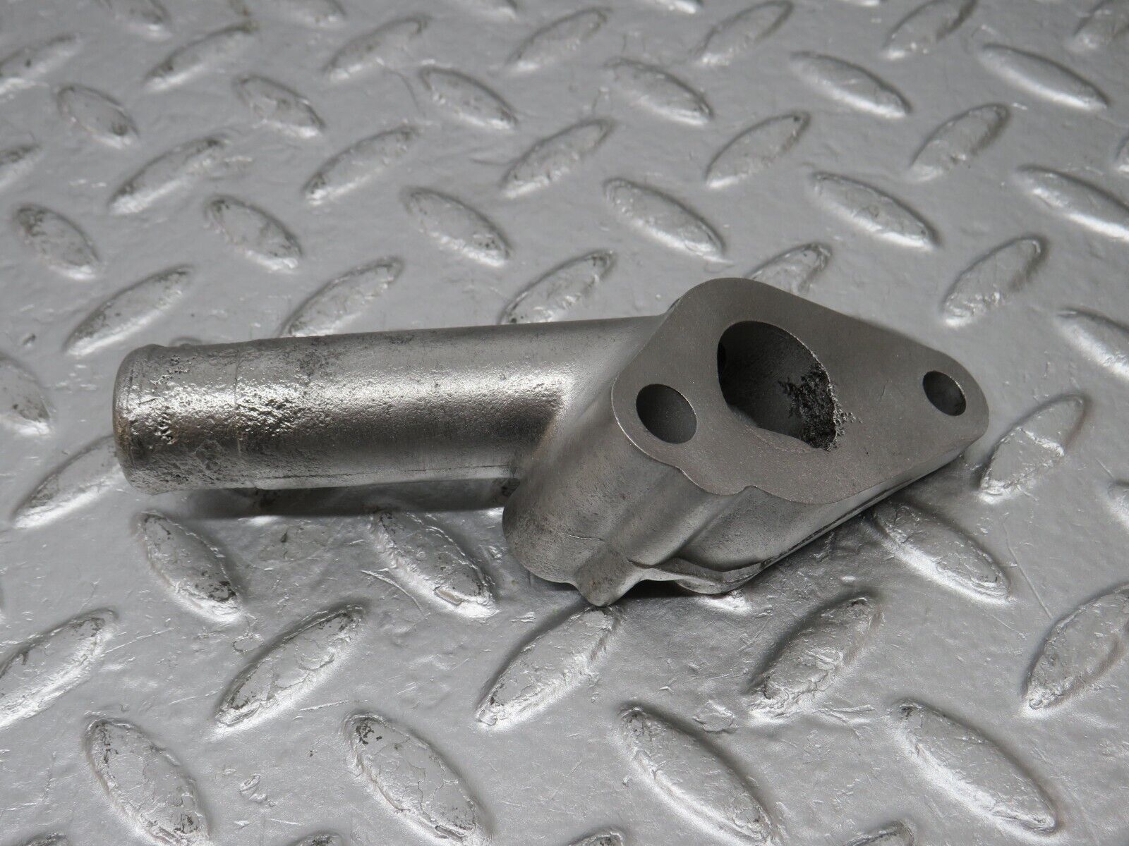 33739 Mercedes-Benz W201 190E 2.0L Coolant Pipe 1022030473