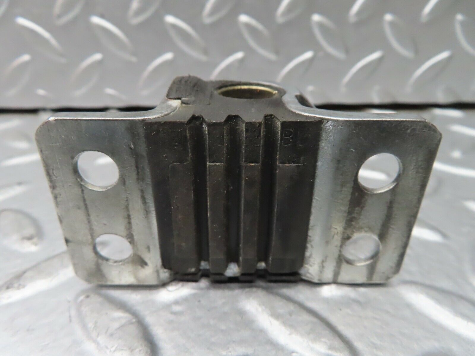 21519 Mercedes-Benz W126 300SE Door Lock Latch Left Side