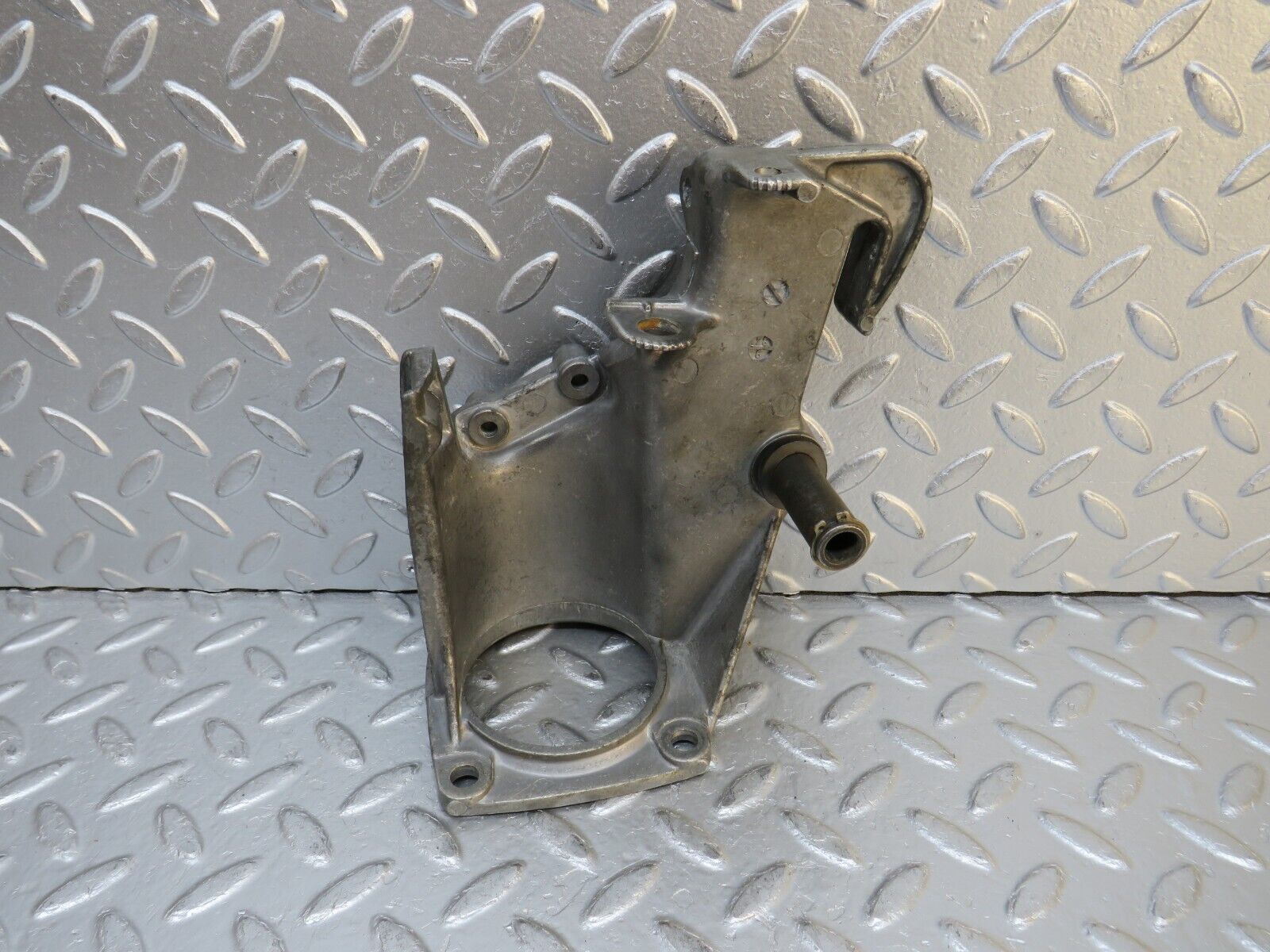 32243 Mercedes-Benz W123 230E Brake Pedal Bracket 1232900219