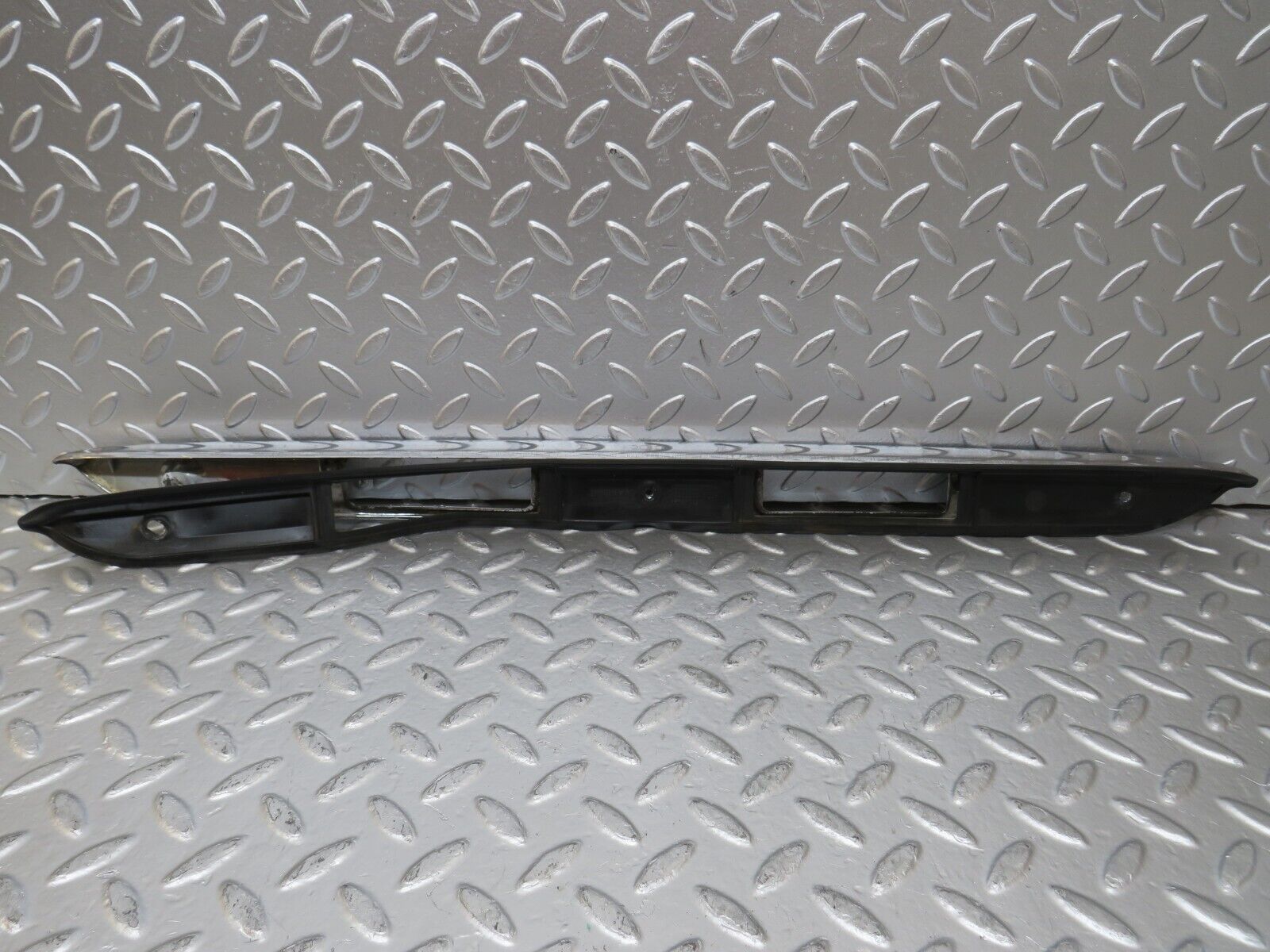 25673 Mercedes-Benz W124 280E Trunk Chrome N. Plate Light Holder 1247580096