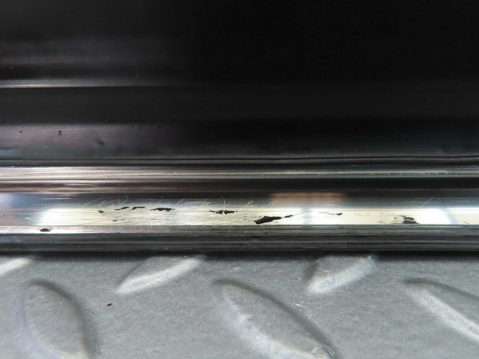 10124 Mercedes-Benz C123 230CE Coupe Left Door Lower Trim