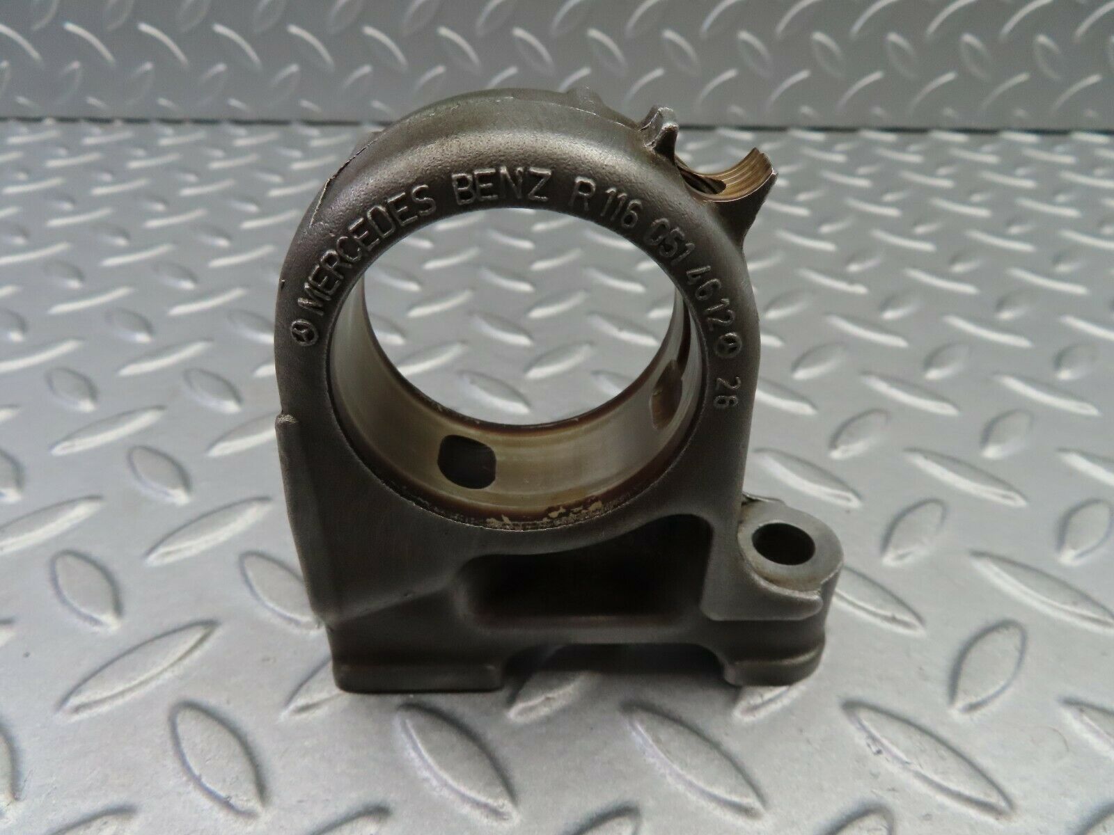 6276 Mercedes-Benz W126 380SE Camshaft Bearing Tower 1160514612