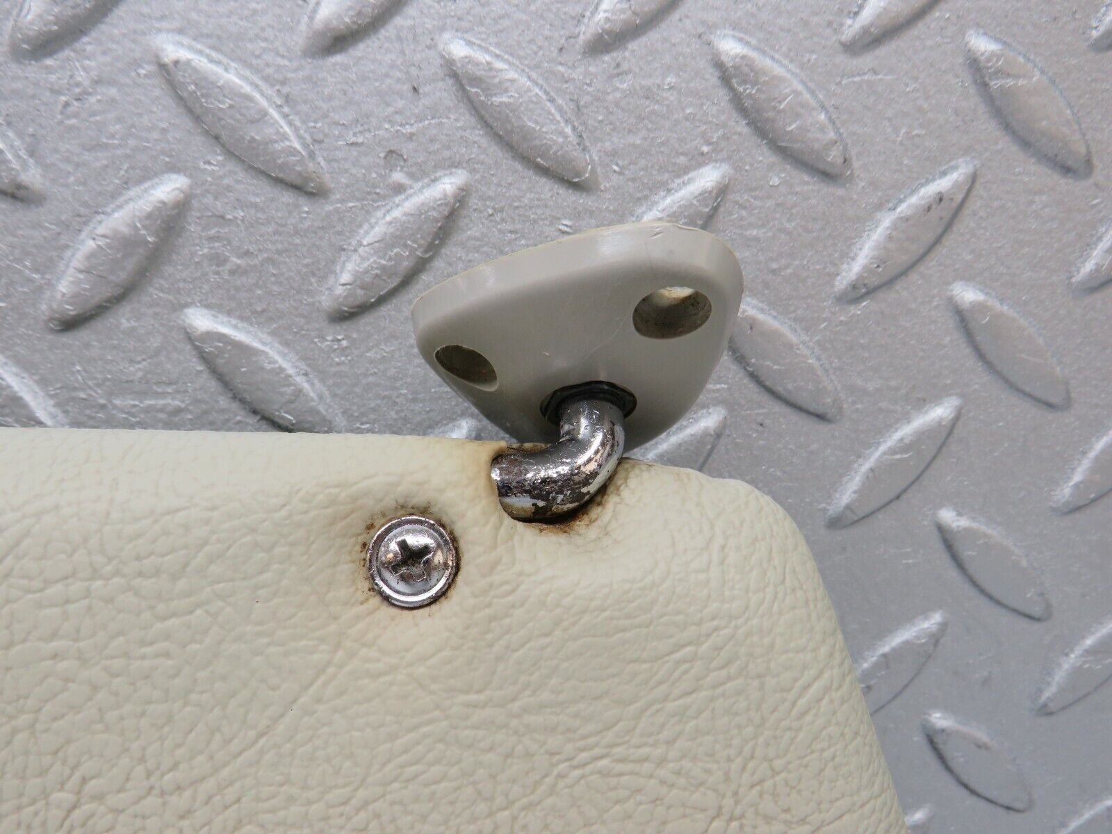 37386 Mercedes-Benz W109 300SEL Sun Visor Right Side