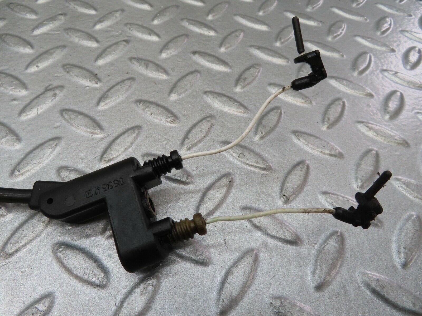 17291 Mercedes-Benz R129 300SL Coupe Front Left Brake Pad Warning Loom