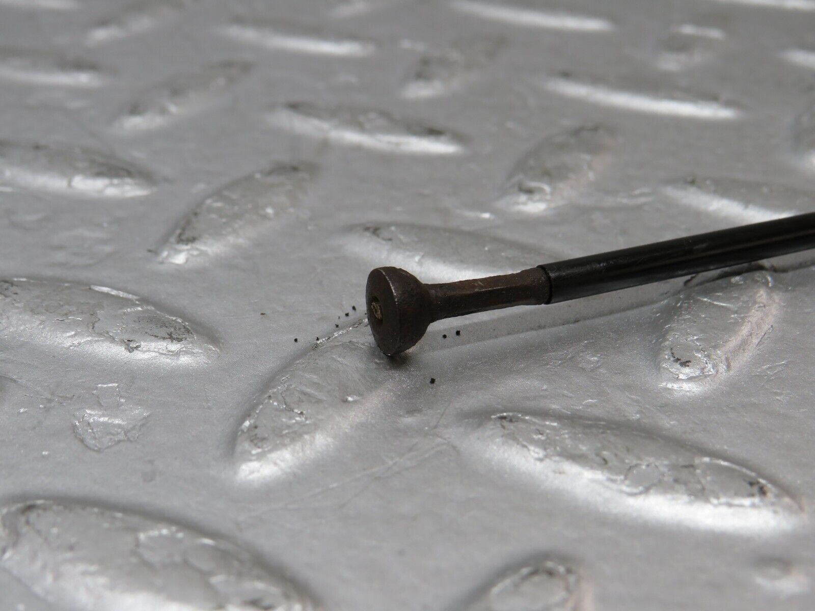 36299 Mercedes-Benz W126 420SE Bonnet Release Cable 1269970881