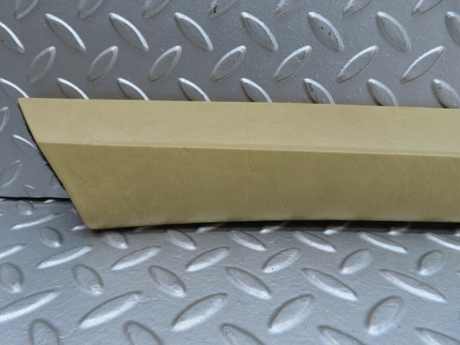 15317 Mercedes-Benz W123 230E A Pillar Cover Right Side