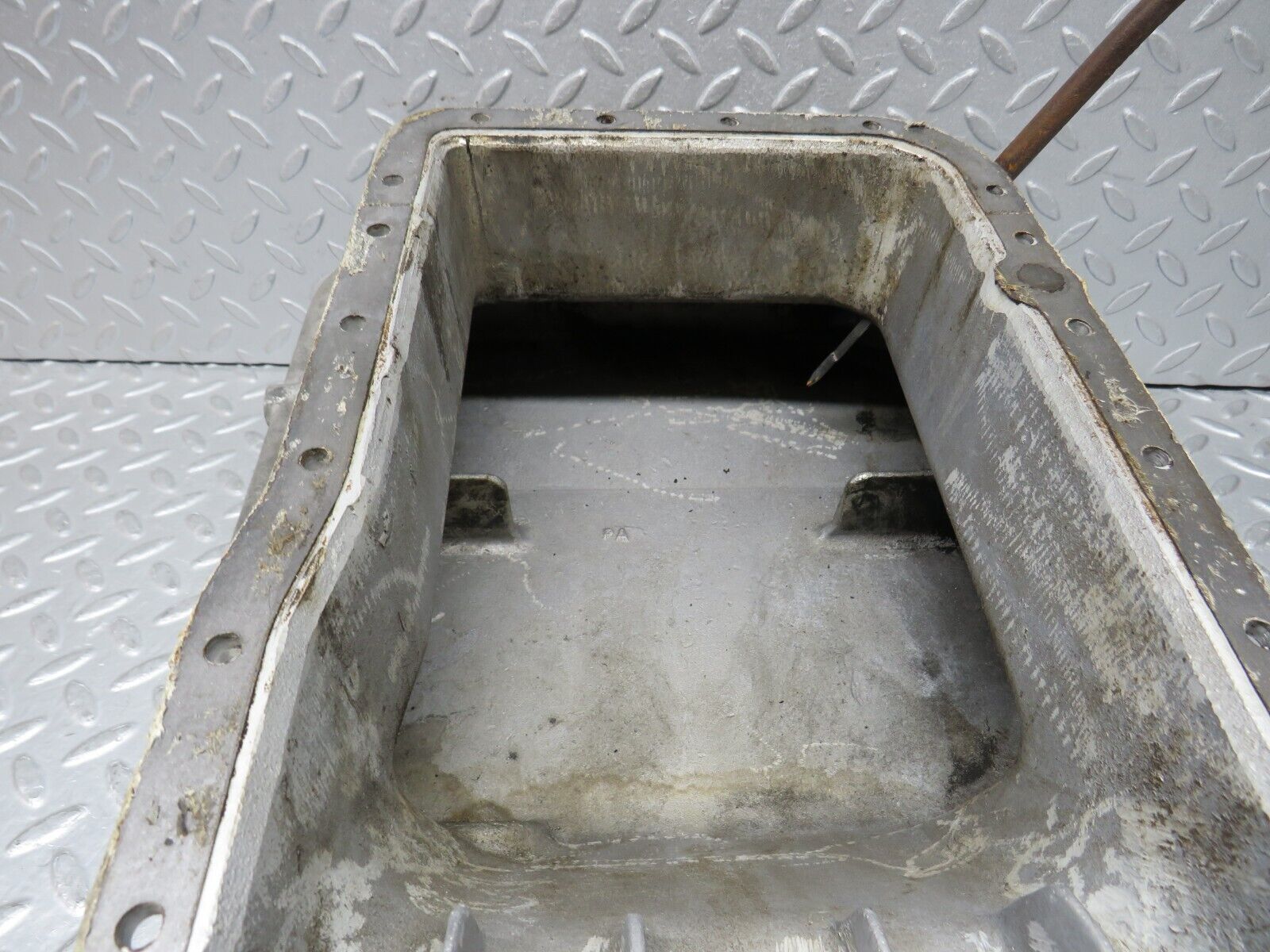 37672 Mercedes-Benz W109 300SEL Oil Pan Oil Sump 1160101413