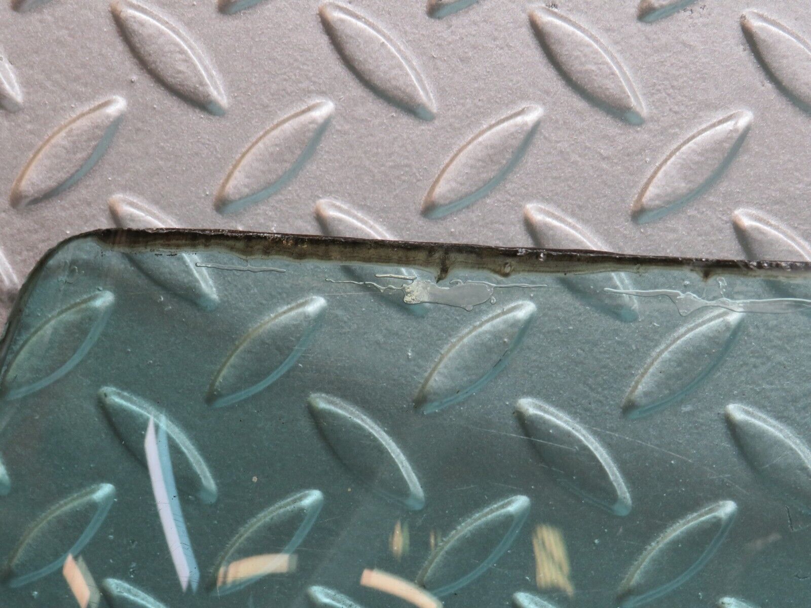 35796 Mercedes-Benz W108 Rear Heated Windscreen