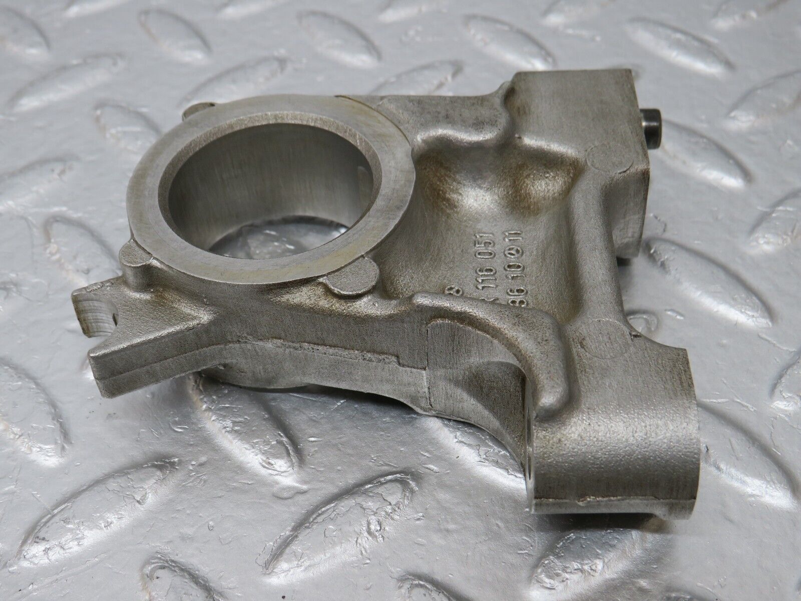 34622 Mercedes-Benz C126 380SEC Coupe Camshaft Tower Bearing 1160513610