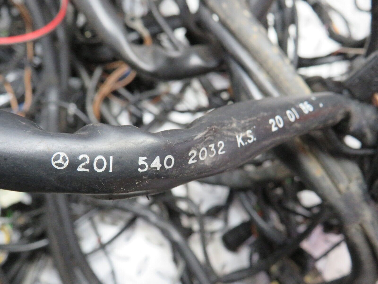 31606 Mercedes-Benz W201 190LE 1.8L Engine Wire Wiring Harness 2015402032 201540263