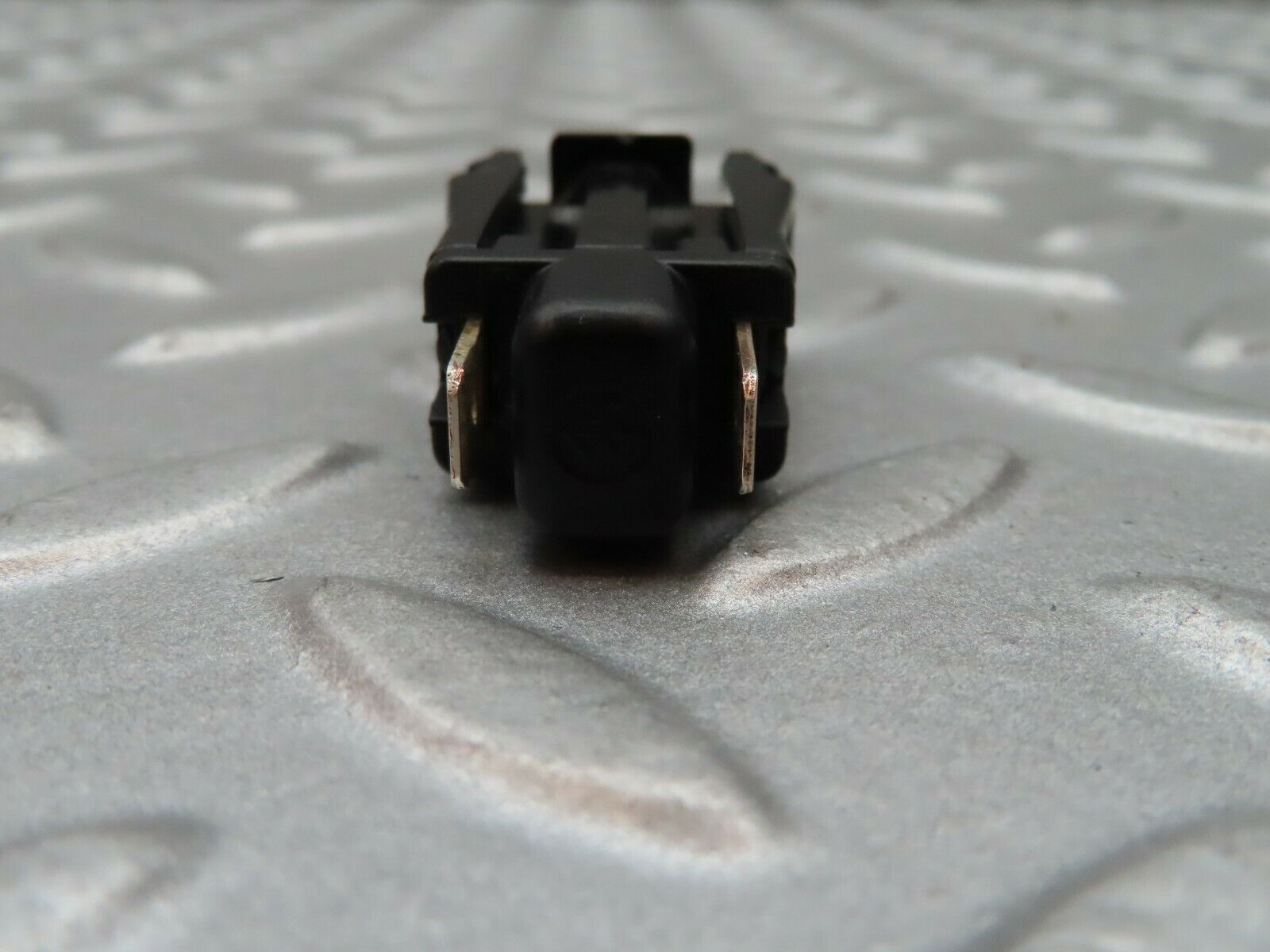 3837 Mercedes-Benz S123 200T Wagon Door Contact Switch 0015458714