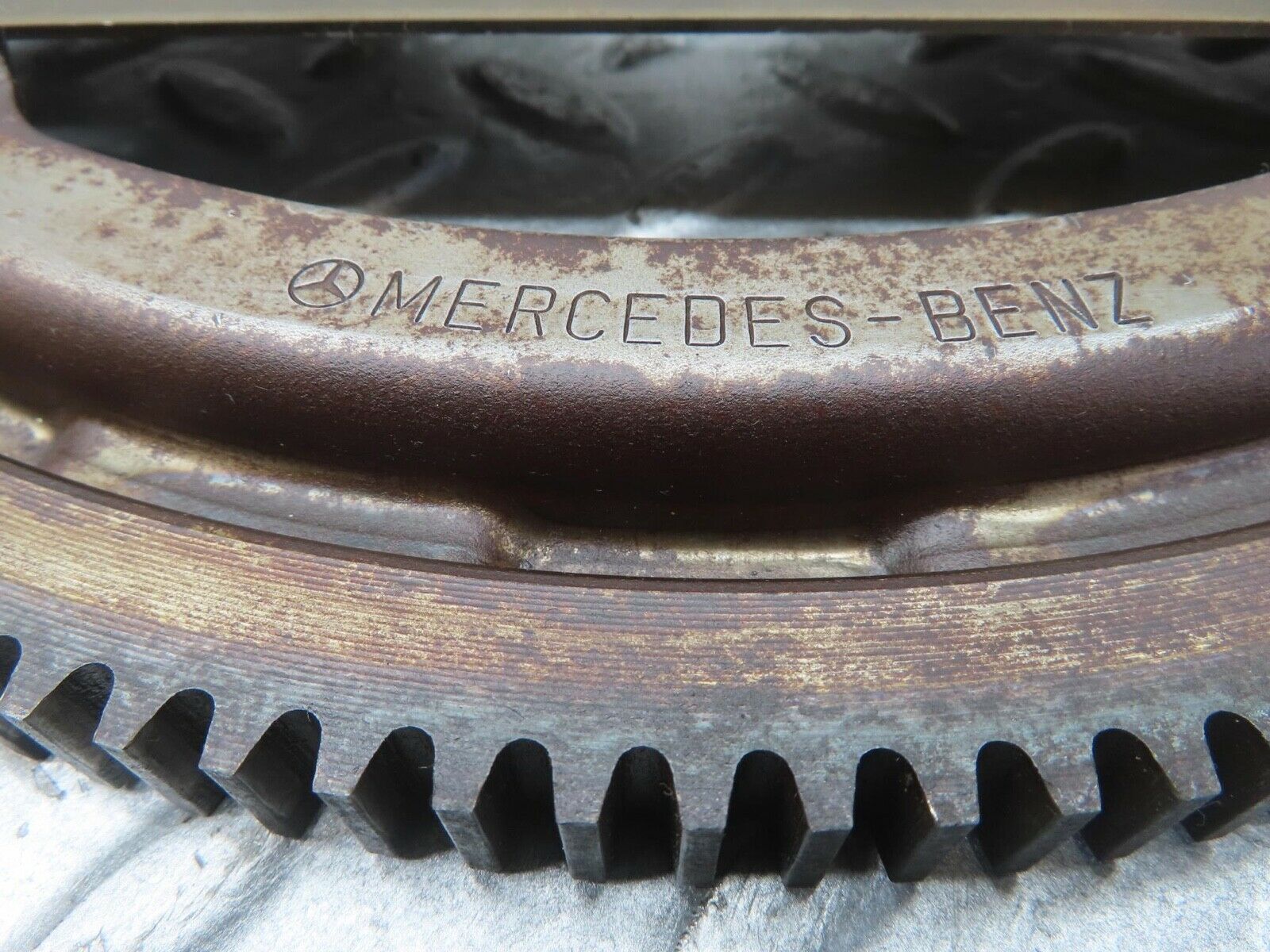 13632 Mercedes-Benz W123 200 Flywheel Starter Ring