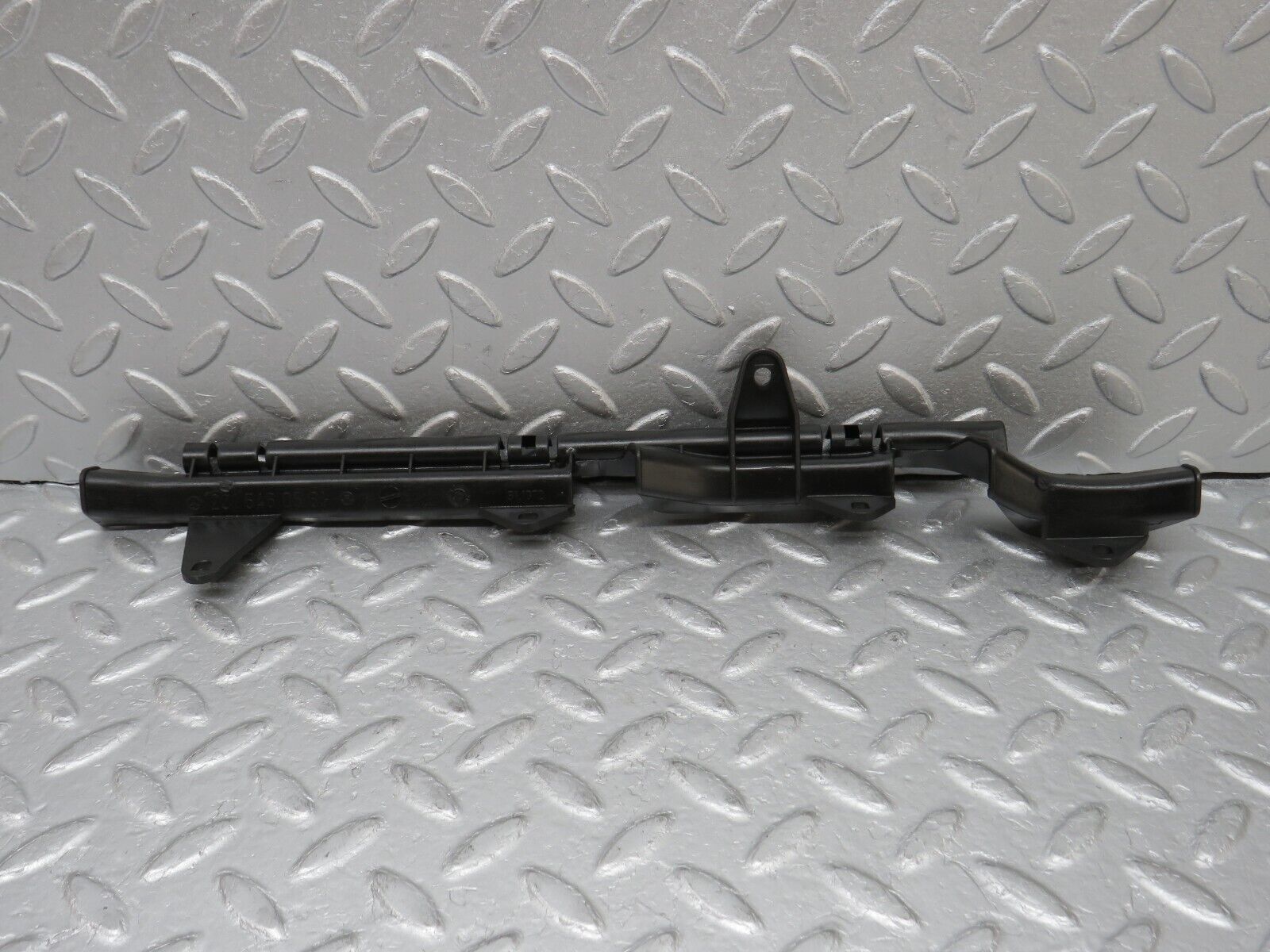 36567 Mercedes-Benz W201 190E 2.0L Starter Motor Wire Cover Bracket 2015460581