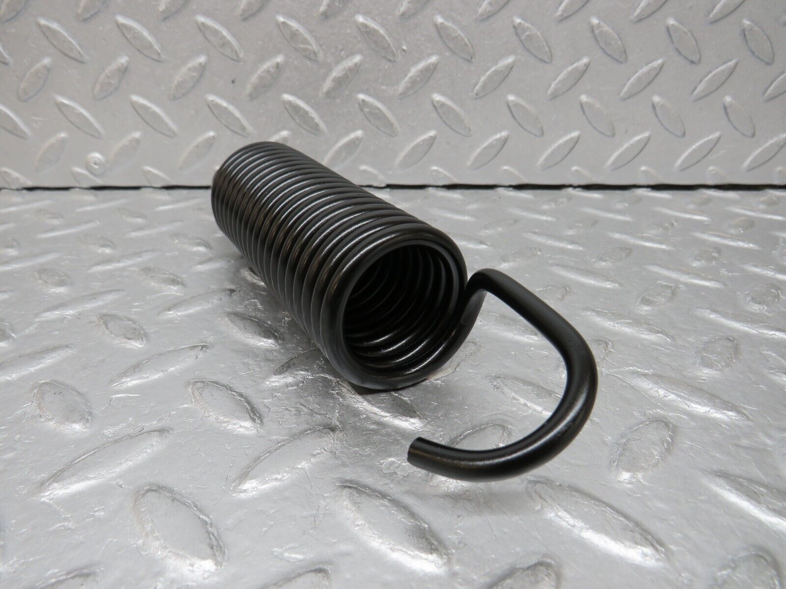 37472 Mercedes-Benz W109 300SEL Trunk Lid Hinge Spring