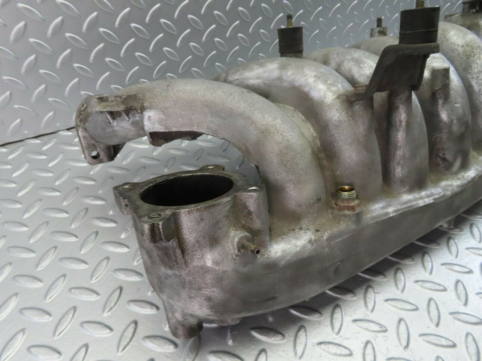 9841 Mercedes-Benz C123 280CE Coupe Air Intake Manifold 1101413401