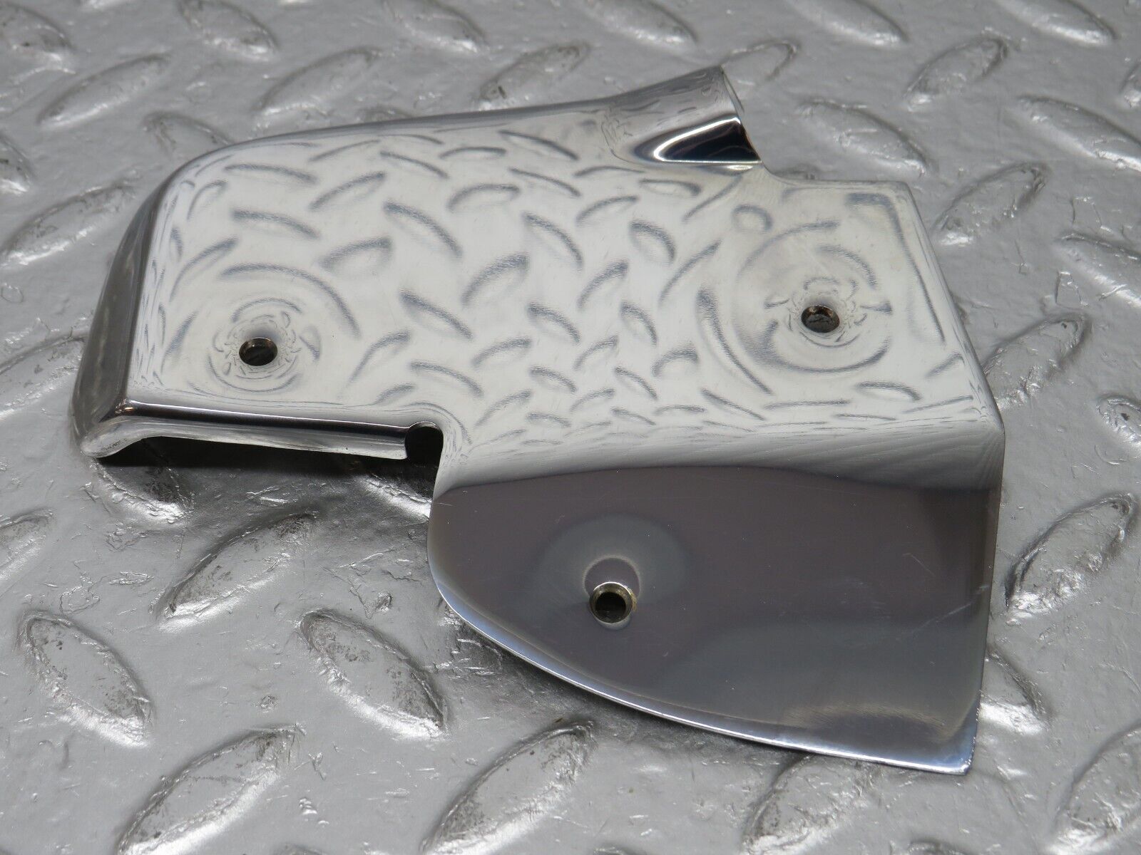 34358 Mercedes-Benz C126 380SEC Coupe Door Chrome Cover Left Side