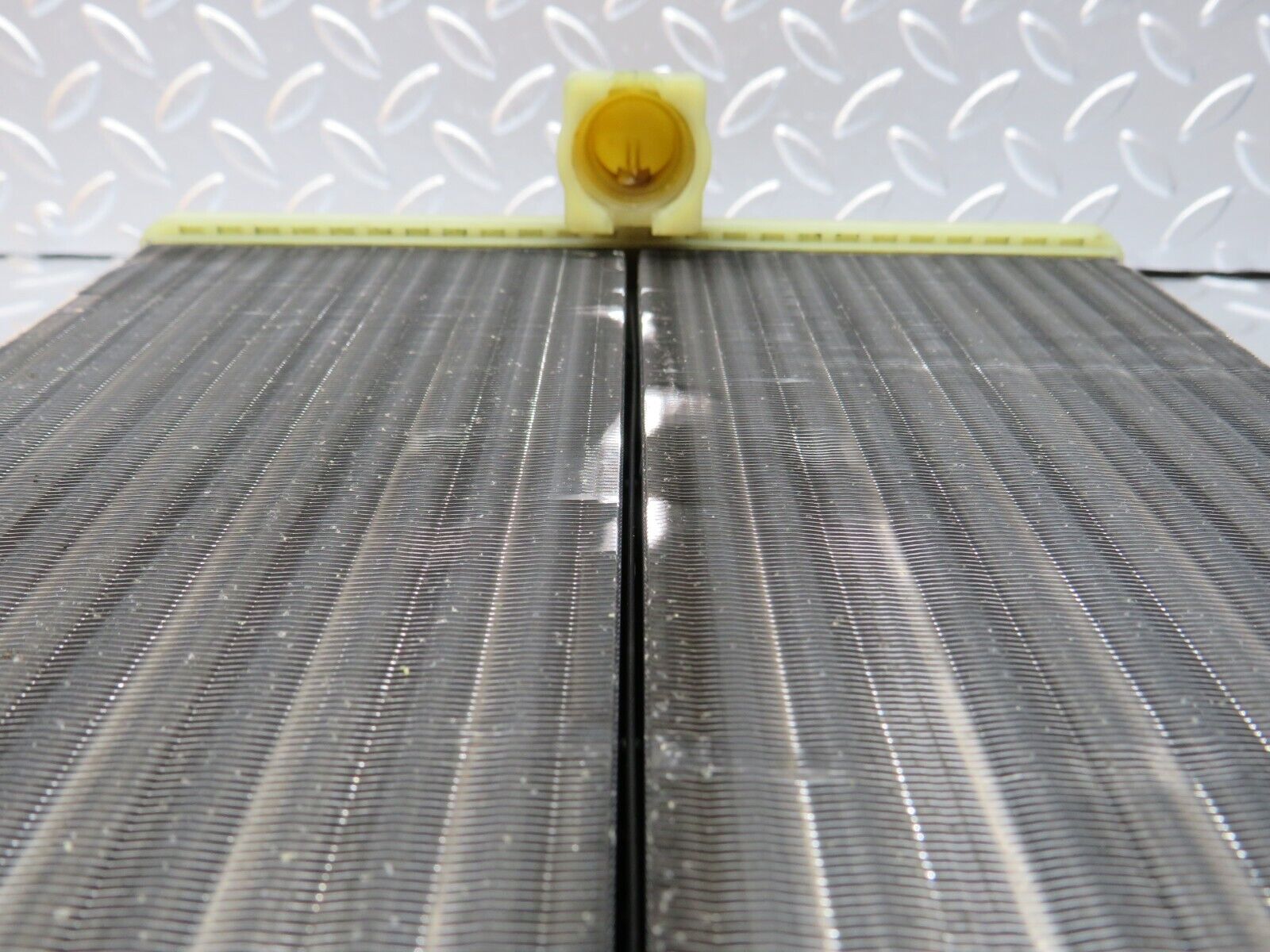 25012 Mercedes-Benz W140 S320 Heater Radiator Behr