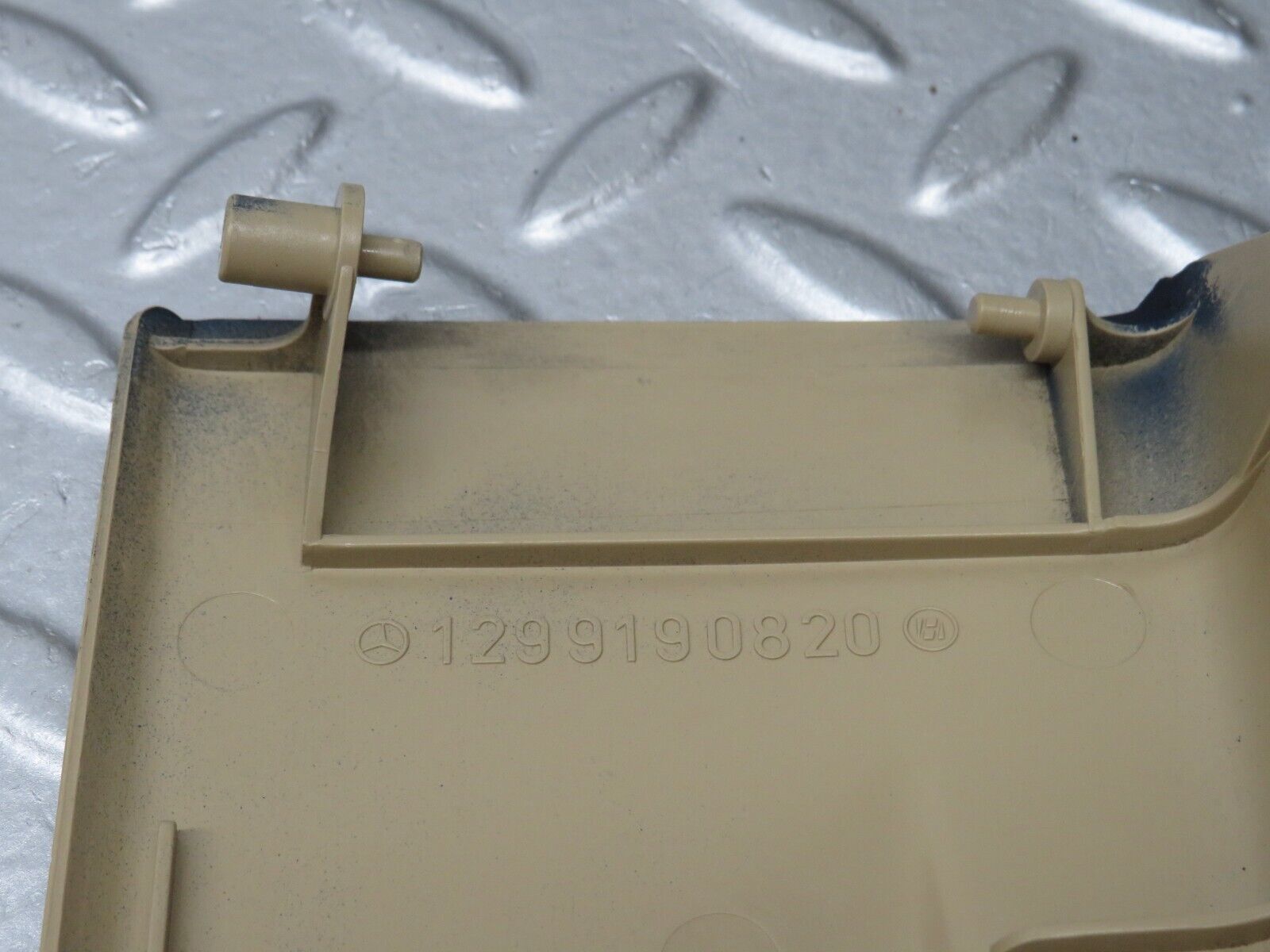 36819 Mercedes-Benz R129 300SL-24 Front Right Seat Plastic Cover 1299190820