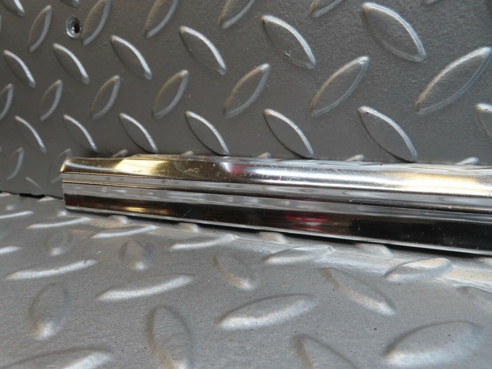 12356 Mercedes-Benz W108 280SE 3.5 Rear Left Door Chrome Moulding Trim