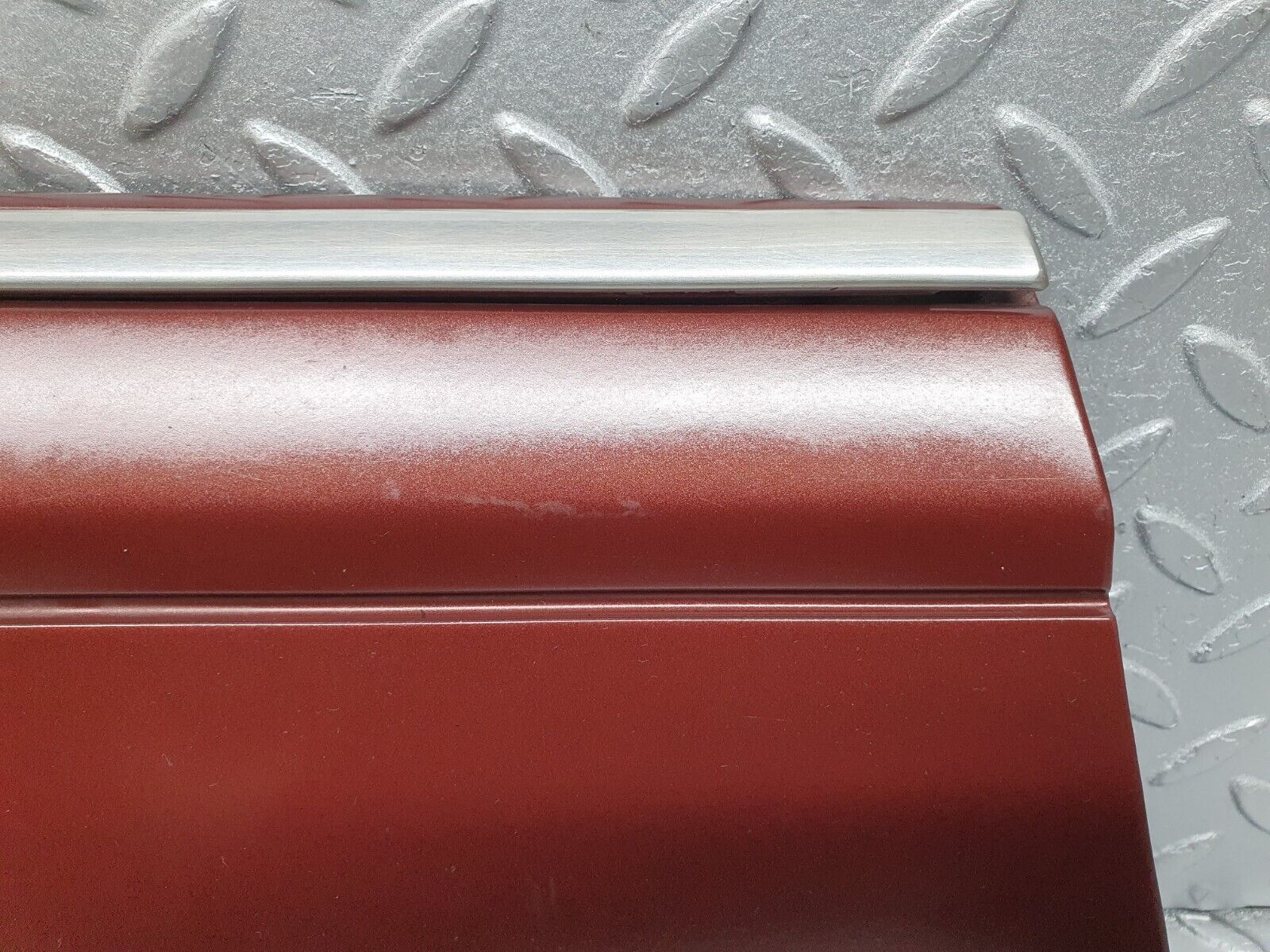 40938 Mercedes-Benz W126 300SE Front Left Fender Wing Moulding Trim 1266903540