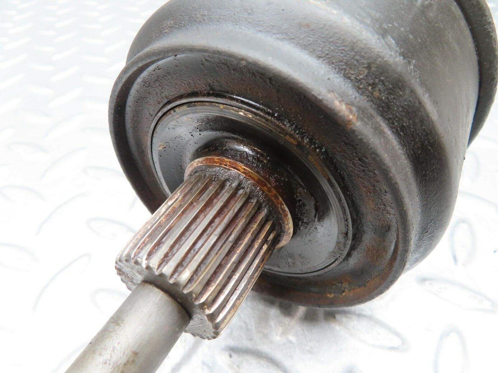 14169 Mercedes-Benz C107 280SLC Axle Shaft Drive Shaft