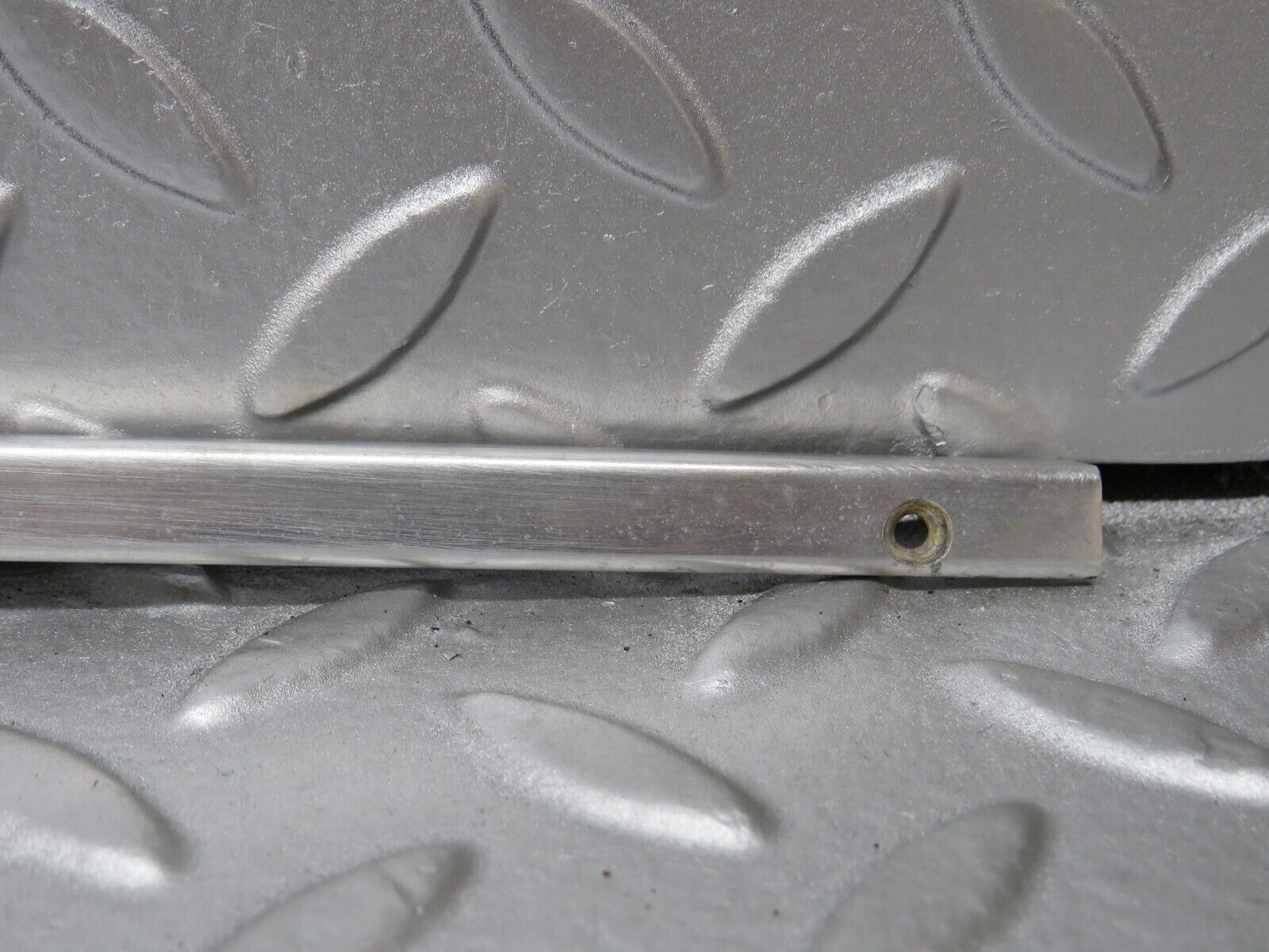 36216 Mercedes-Benz W126 420SE Sunroof Chrome Trim