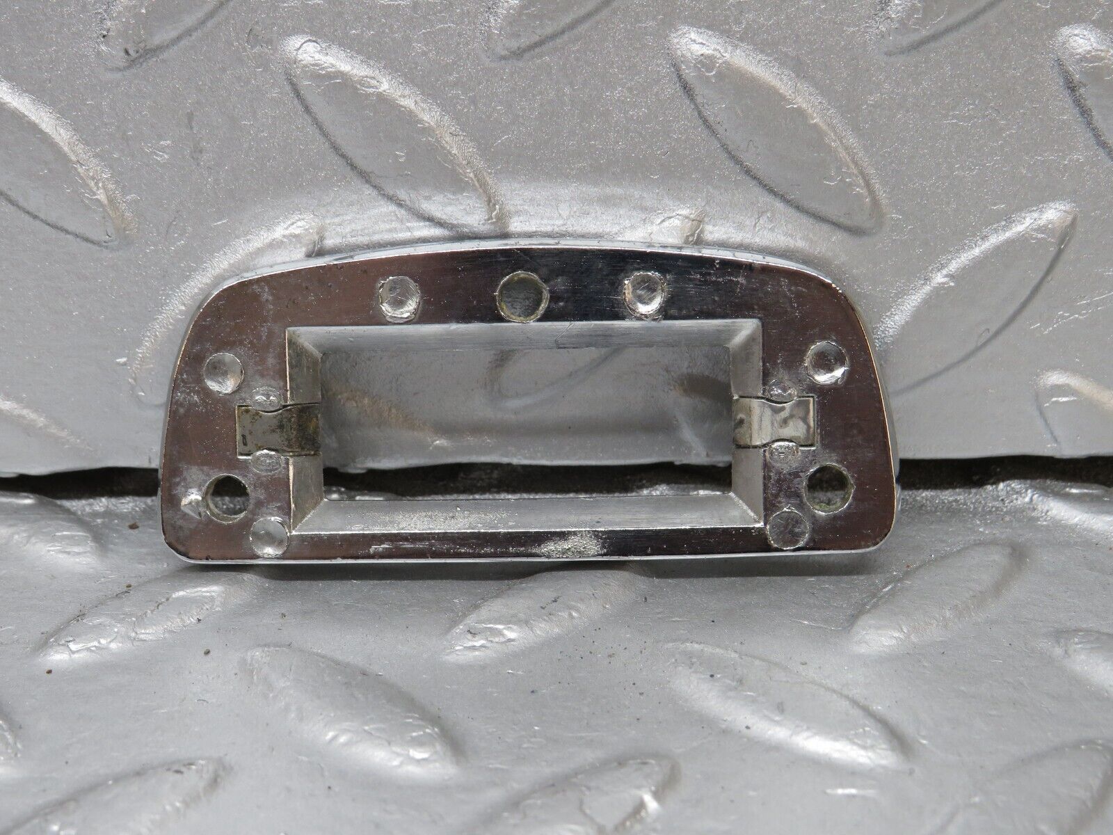 40288 Mercedes-Benz W110 230 Rear View Mirror Bracket