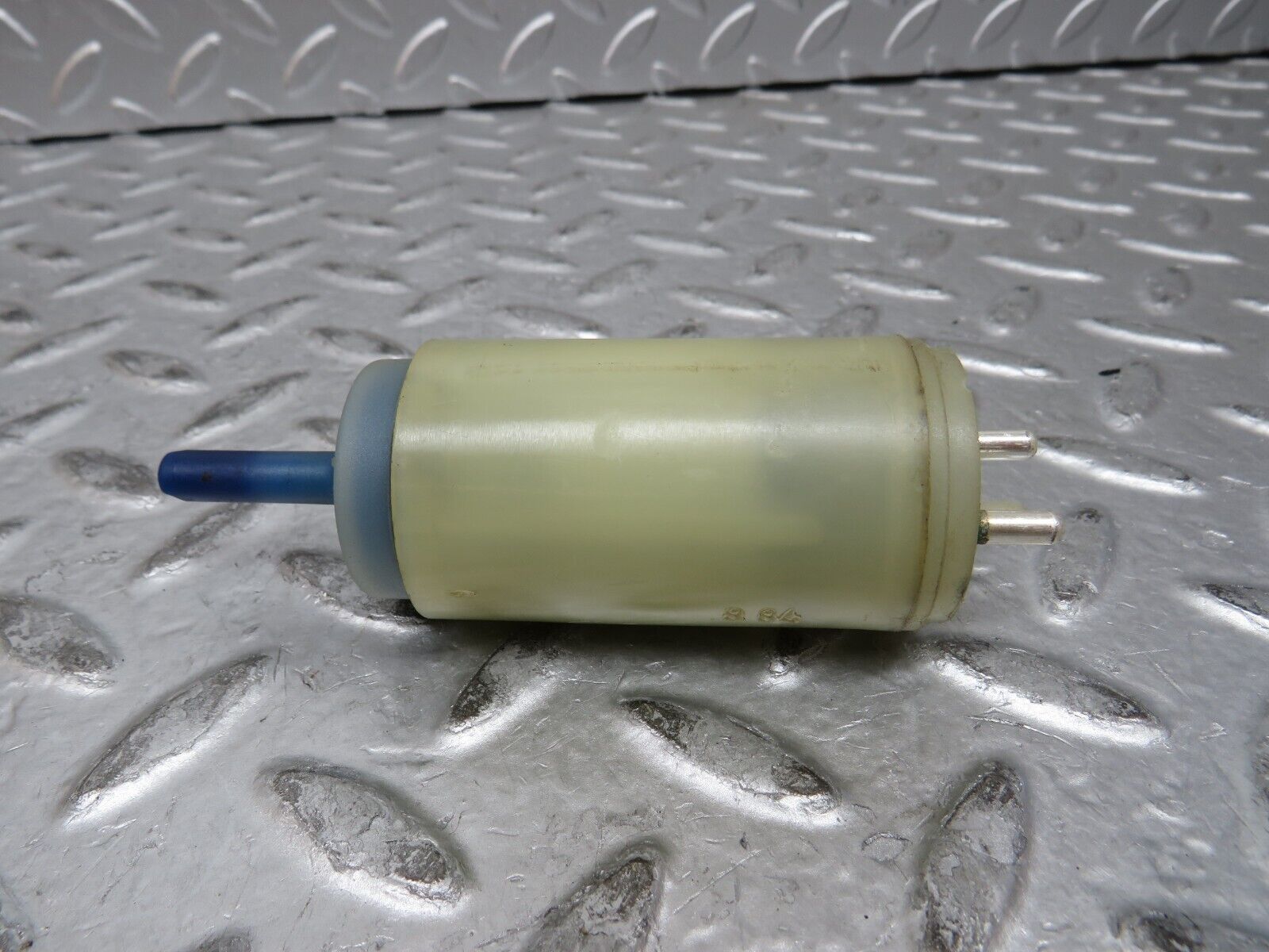 28822 Mercedes-Benz W123 230E Windscreen Washer Pump