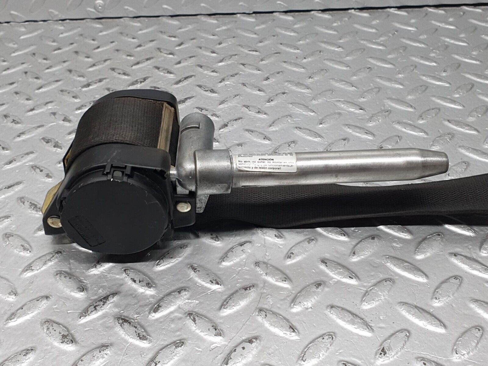 41270 Mercedes-Benz W126 300SE Front Right Seat Belt With Buckle 1268604086 126868001