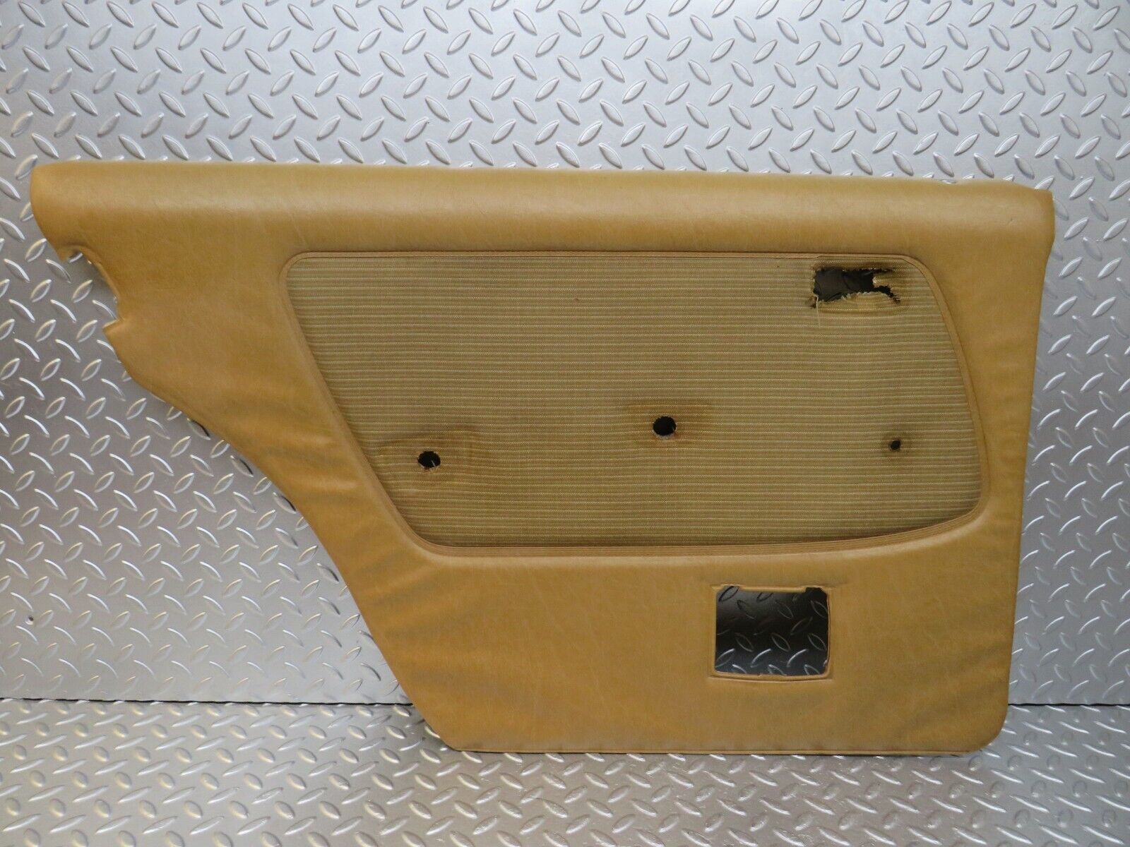 25465 Mercedes-Benz W123 200 Rear Left Door Card Palomino
