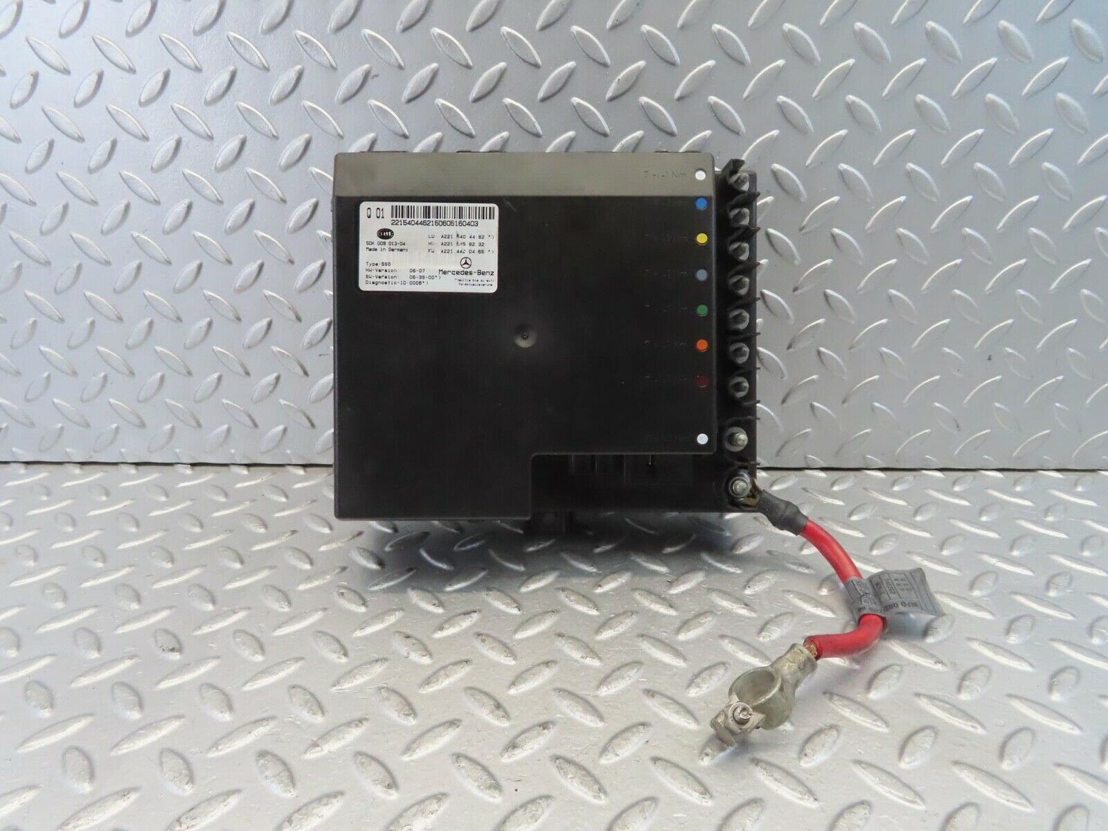 11092 Mercedes-Benz W221 S320 Voltage Control Unit 2214420455