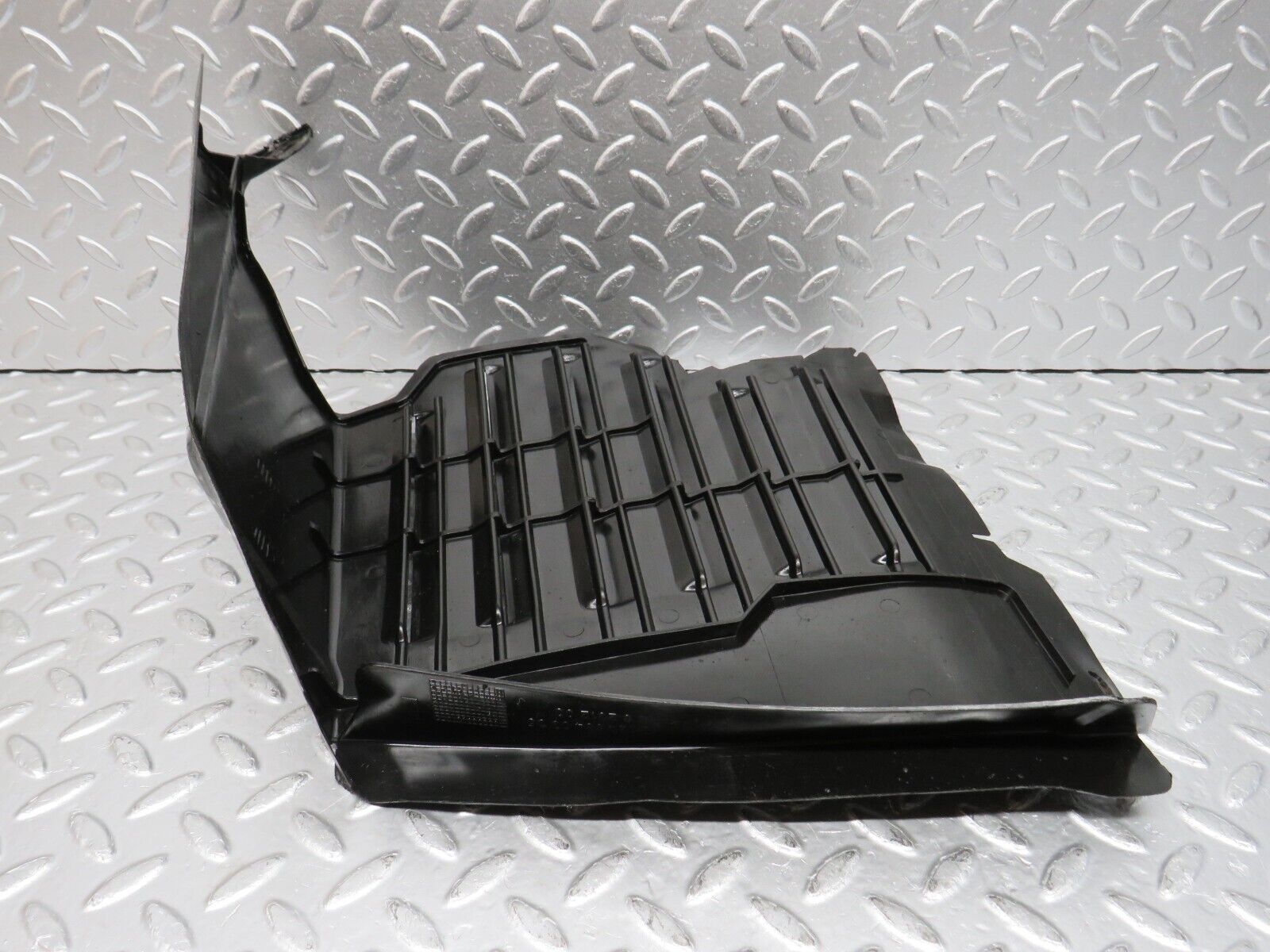 32362 Mercedes-Benz S124 300TE Wagon Mudguard Panel Left Side 1248840335