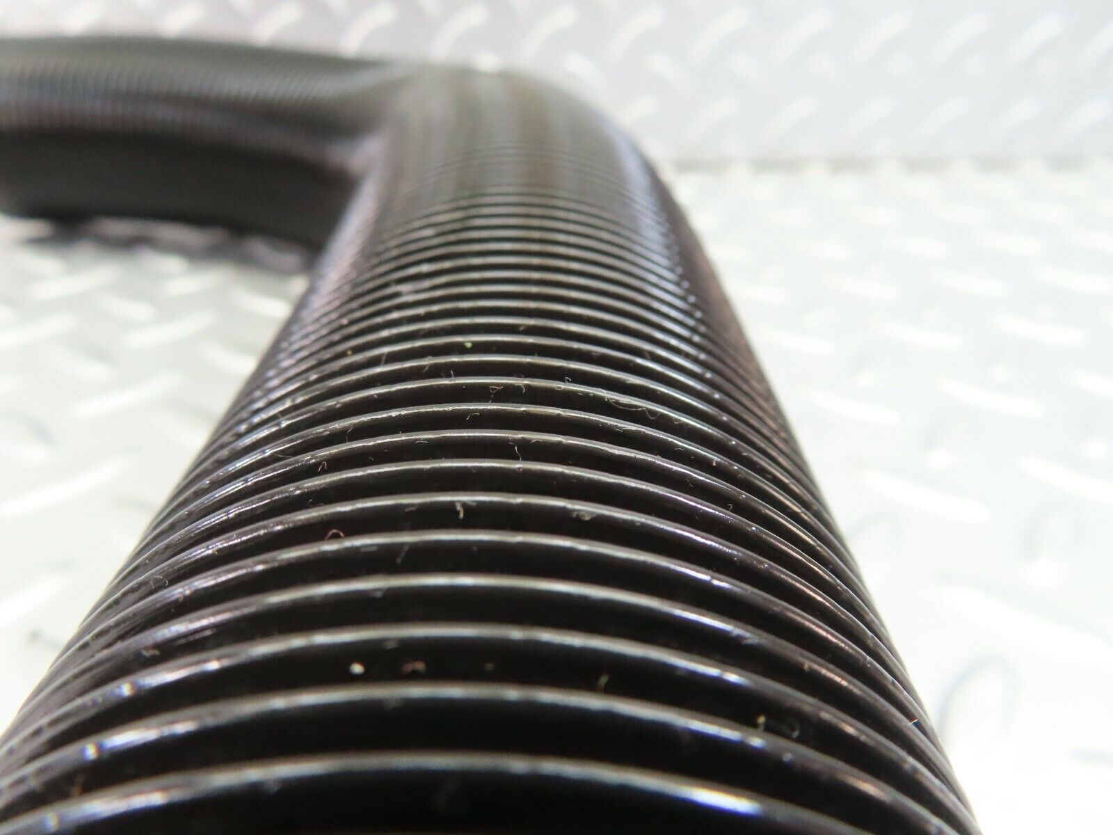 7642 Mercedes-Benz S123 230TE Wagon Heater Pipe Air Pipe Right